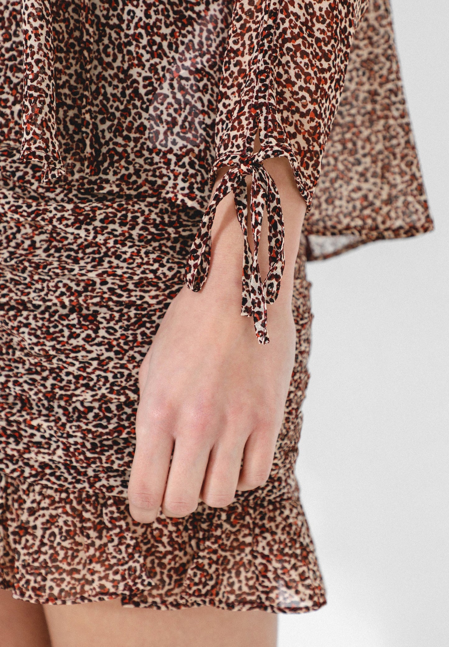 BLUSA ANIMAL PRINT VOLANTES