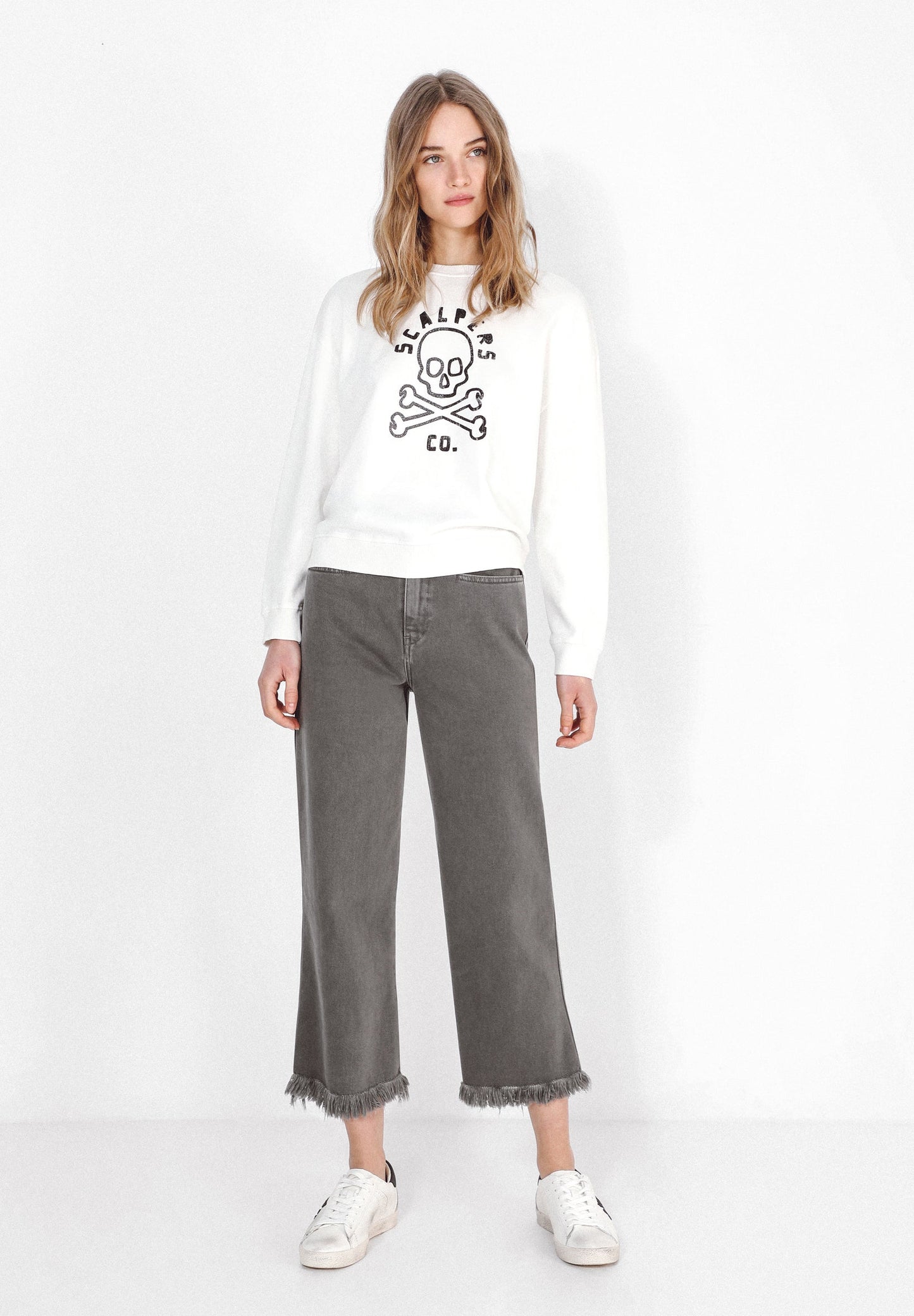 SUDADERA LOGO CALAVERA
