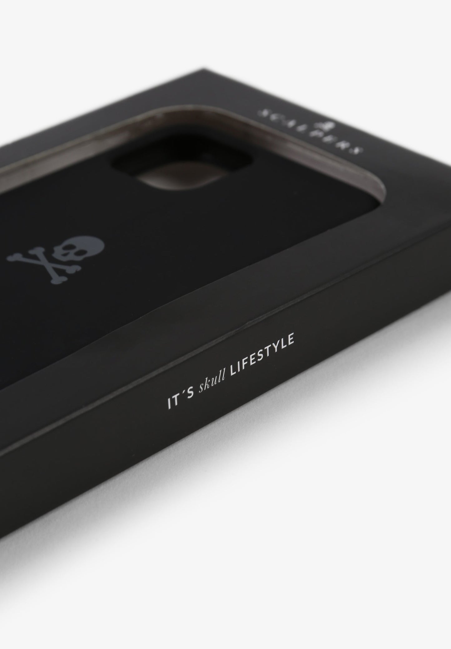 FUNDA IPHONE 11 PRO SCALPERS