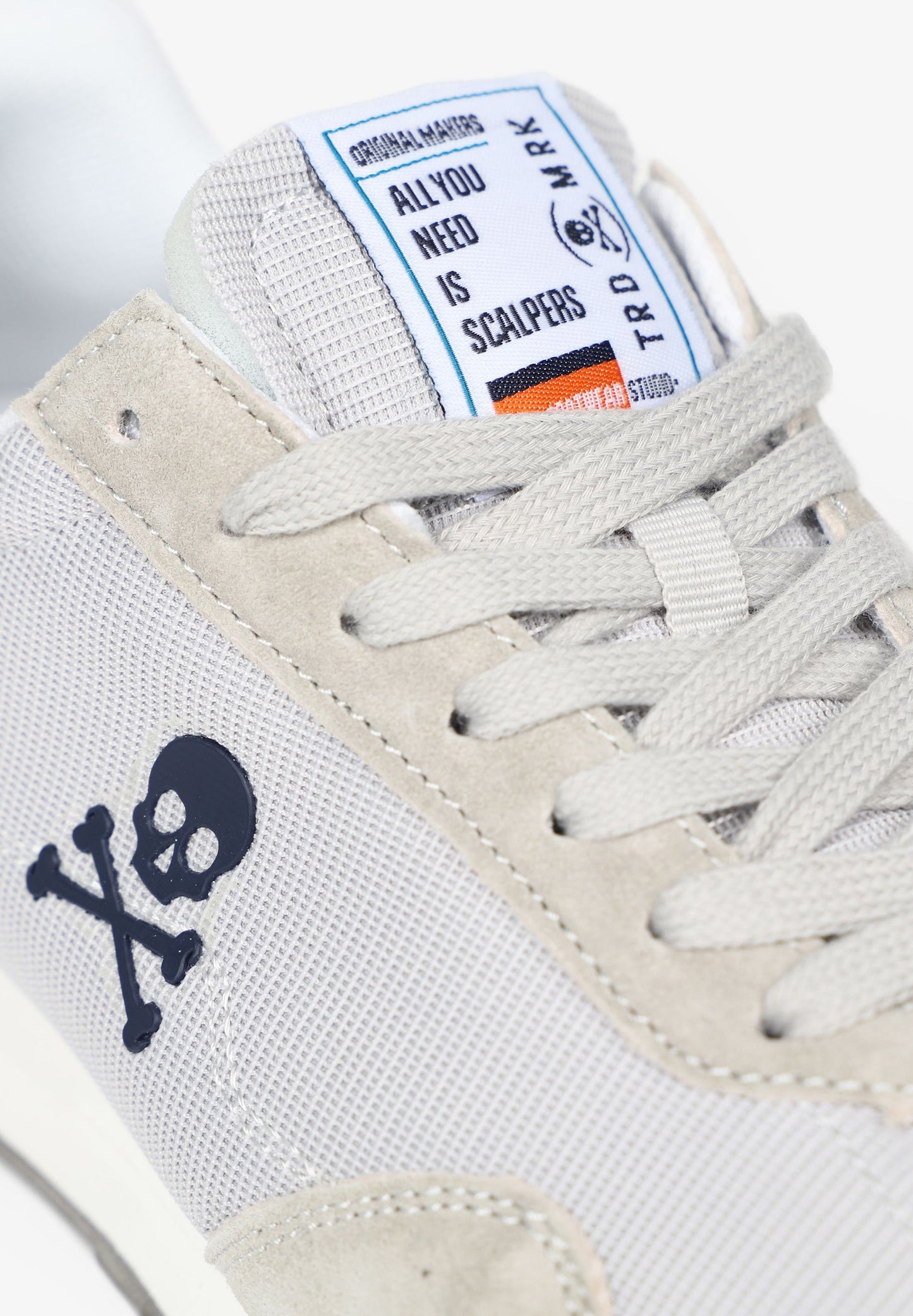 SNEAKERS PIEL ANTE