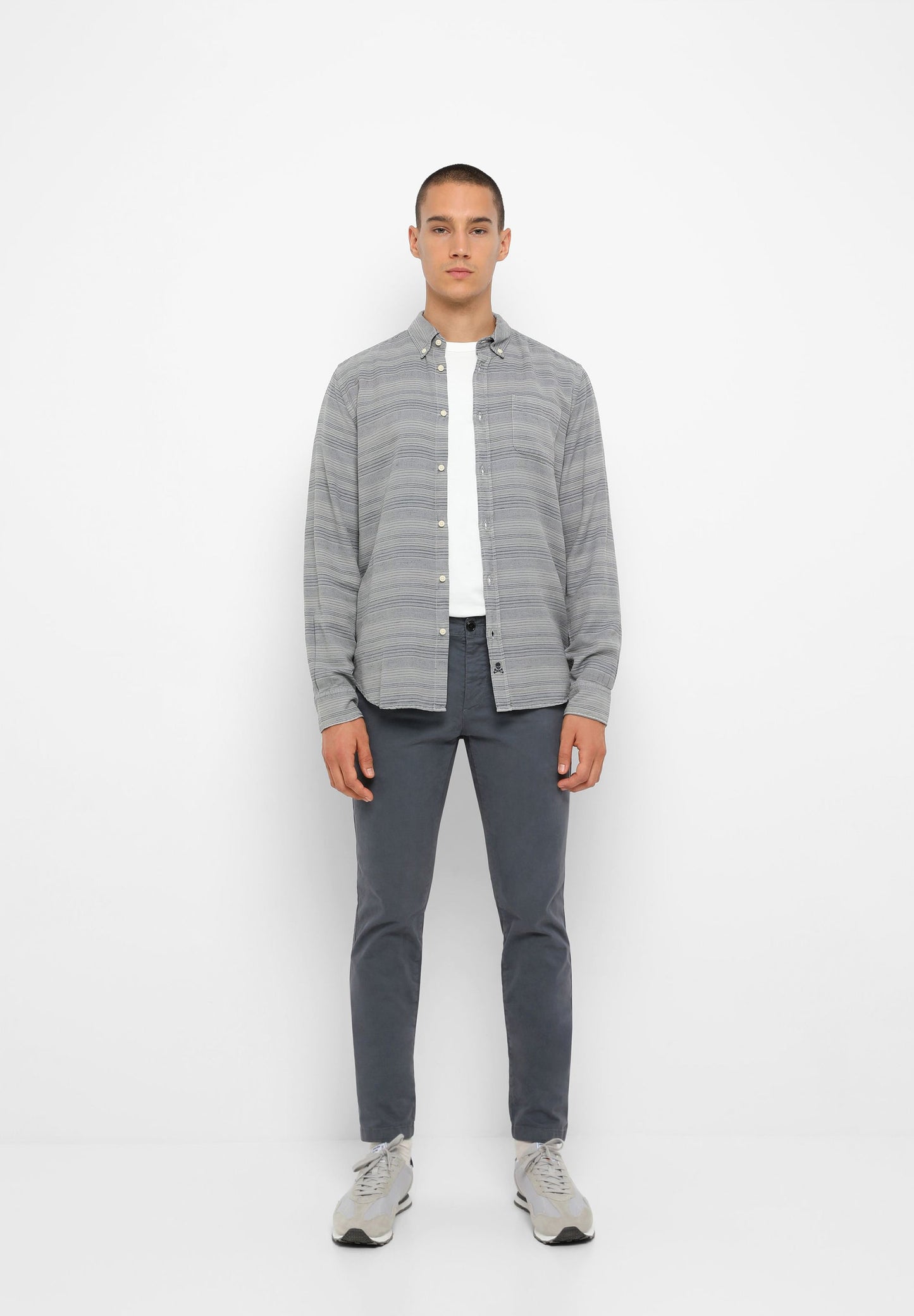 PANTALÓN CHINO CASUAL