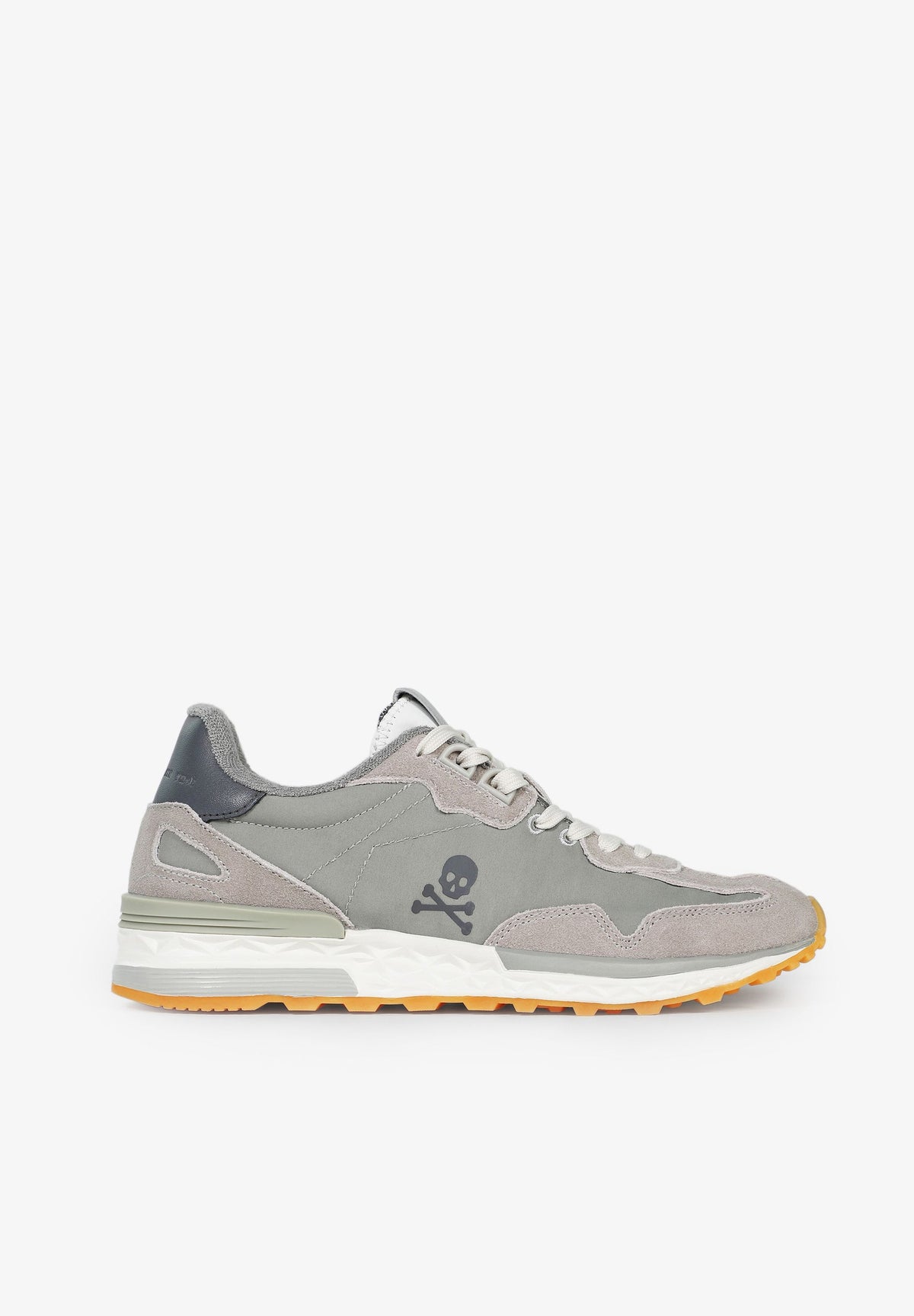 SNEAKERS LIGERAS