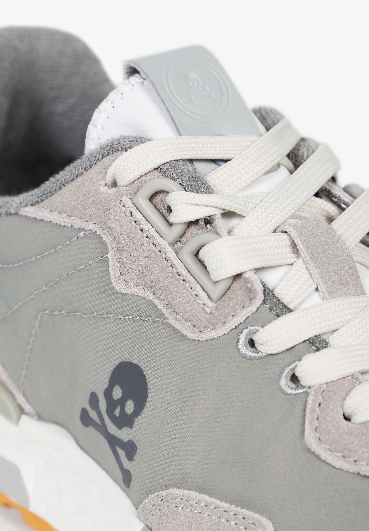 SNEAKERS LIGERAS