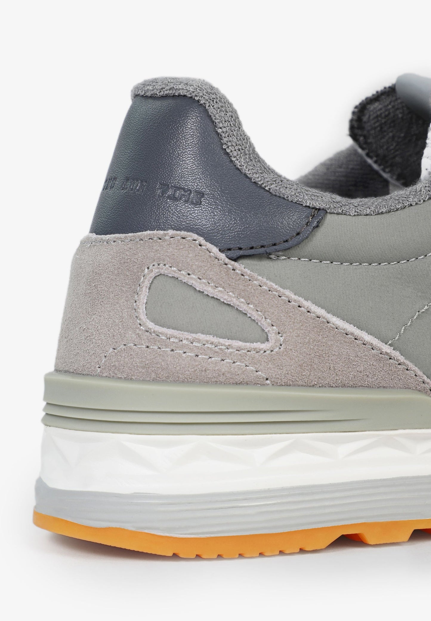 SNEAKERS LIGERAS