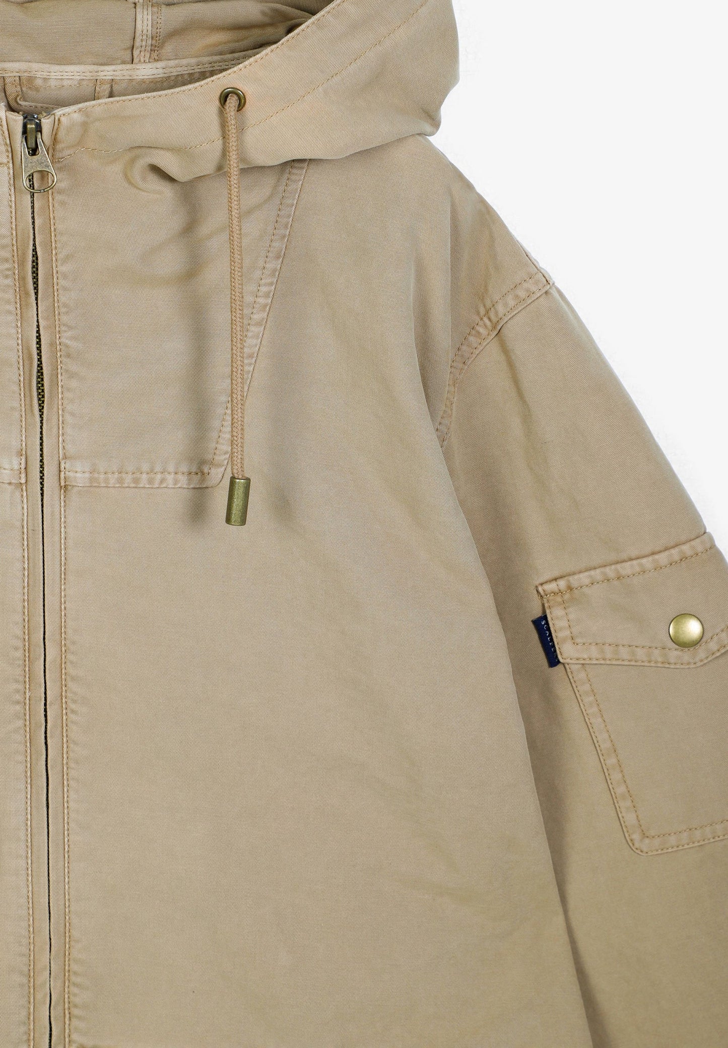 CHAQUETA LIGERA CAPUCHA