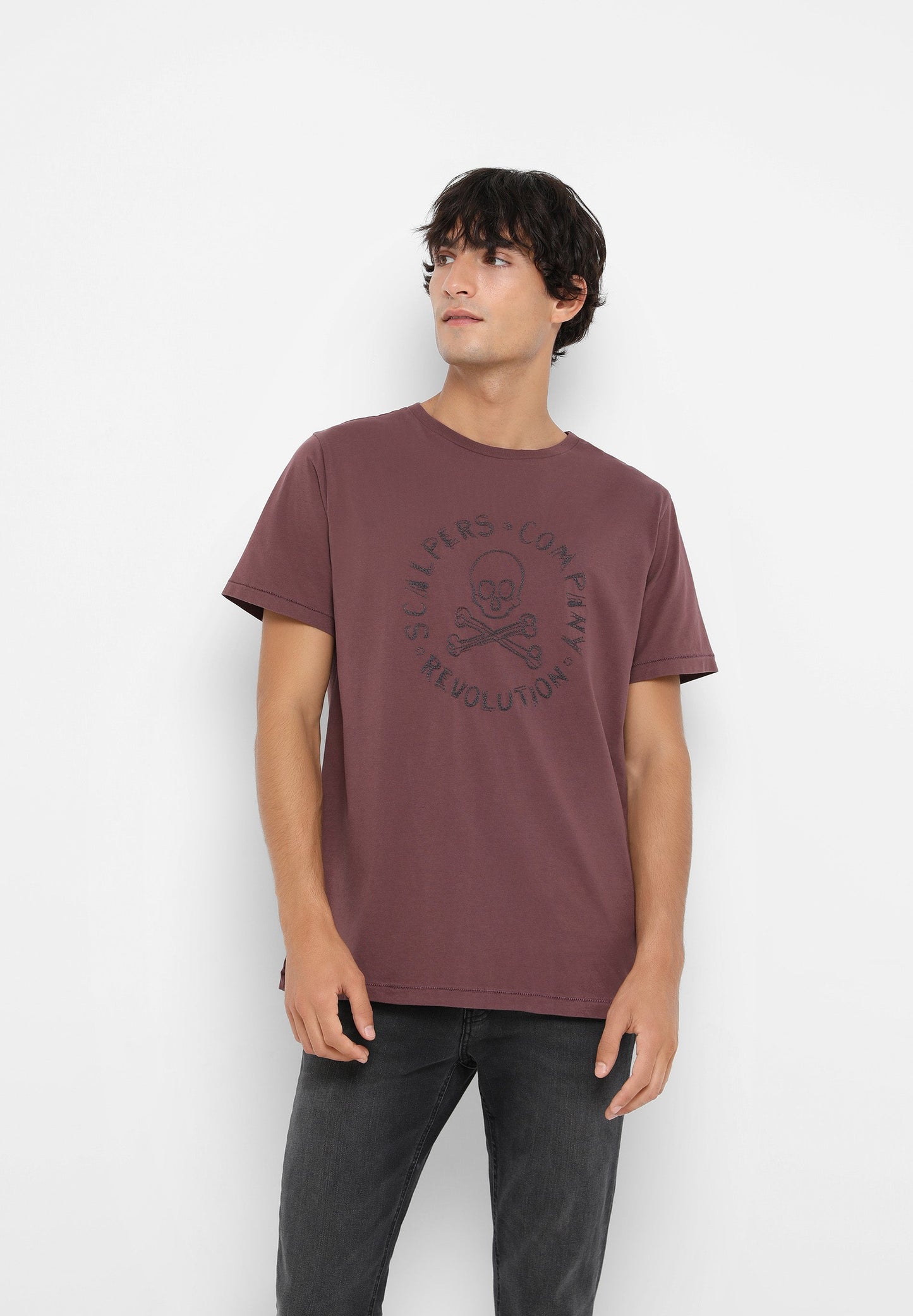 CAMISETA BORDADO CALAVERA