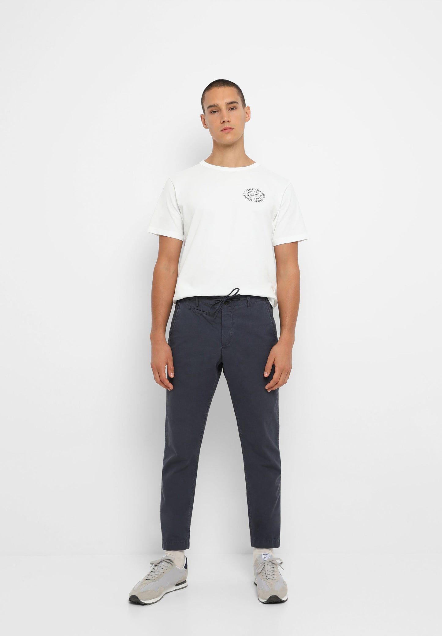 PANTALÓN CHINO CORDÓN