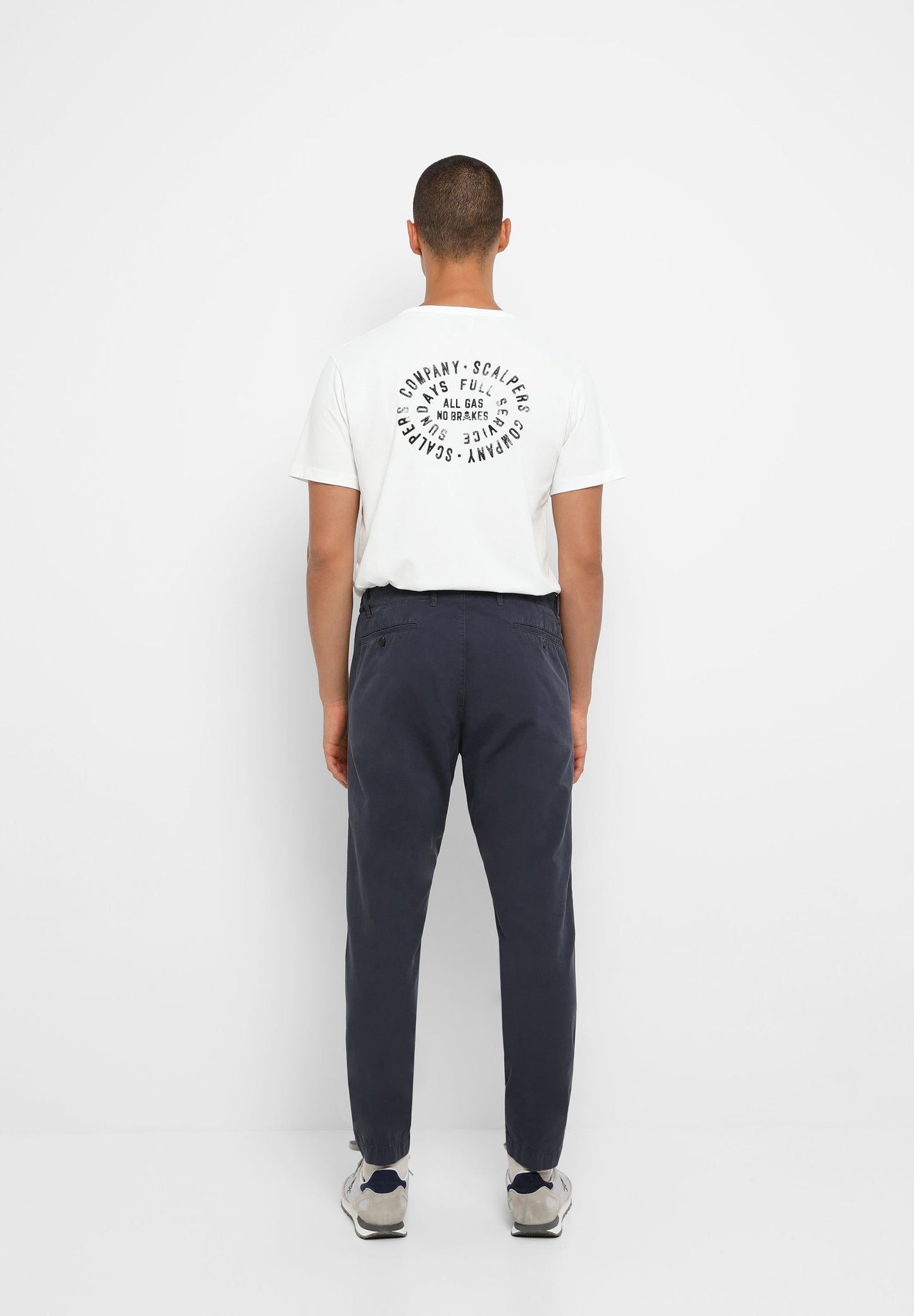 PANTALÓN CHINO CORDÓN
