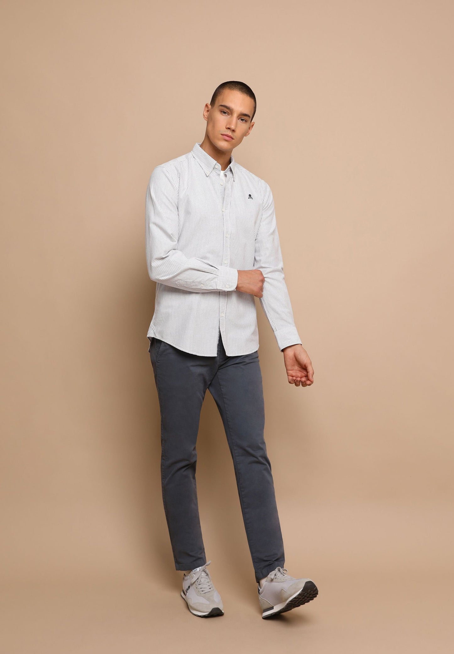 CAMISA OXFORD CUELLO BOTONES