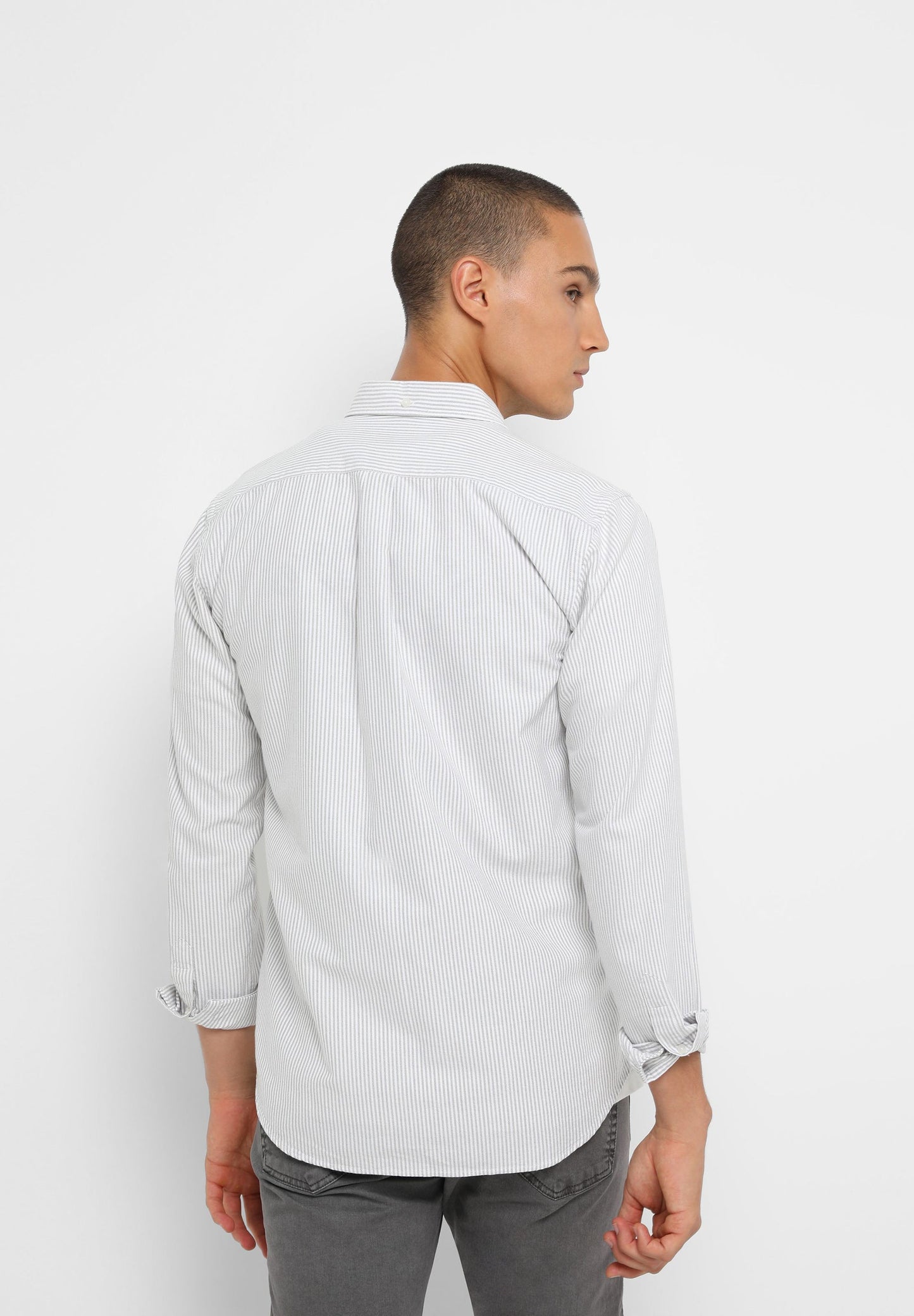 CAMISA OXFORD CUELLO BOTONES