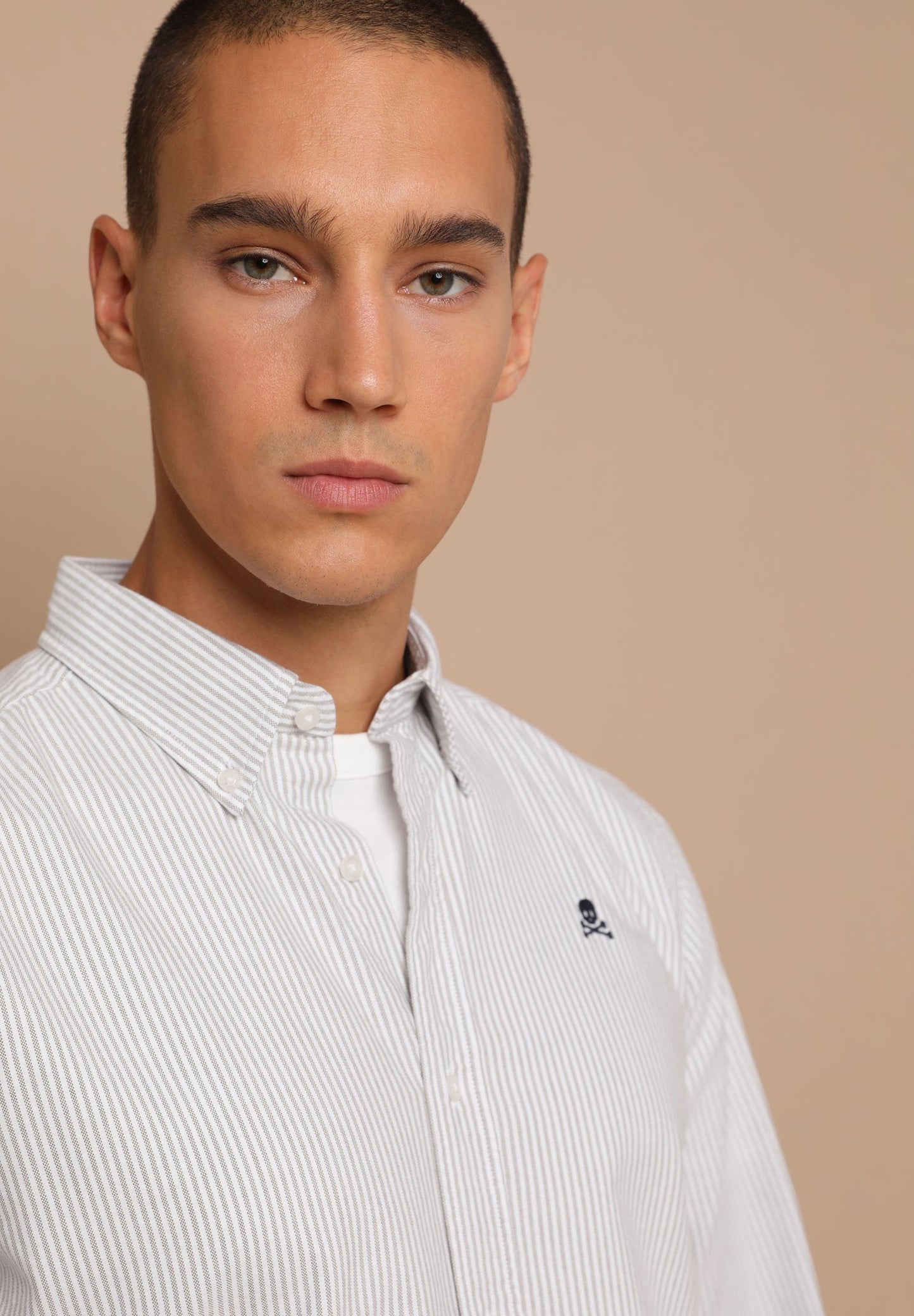 CAMISA OXFORD CUELLO BOTONES