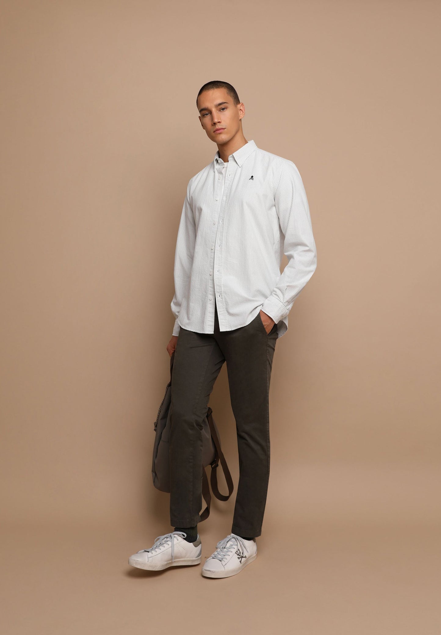 CAMISA OXFORD CUELLO BOTONES