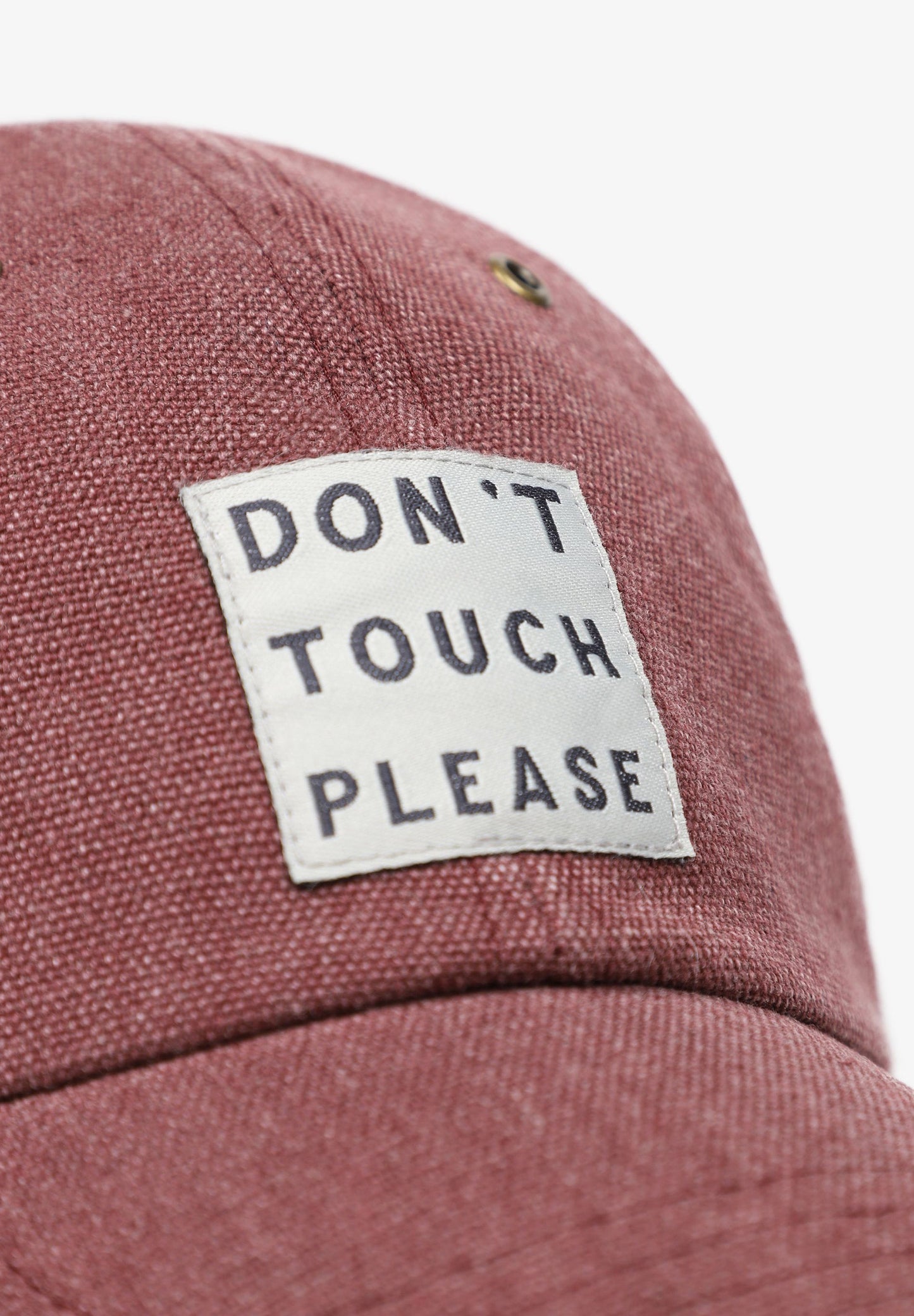 GORRA PARCHE TEXTO