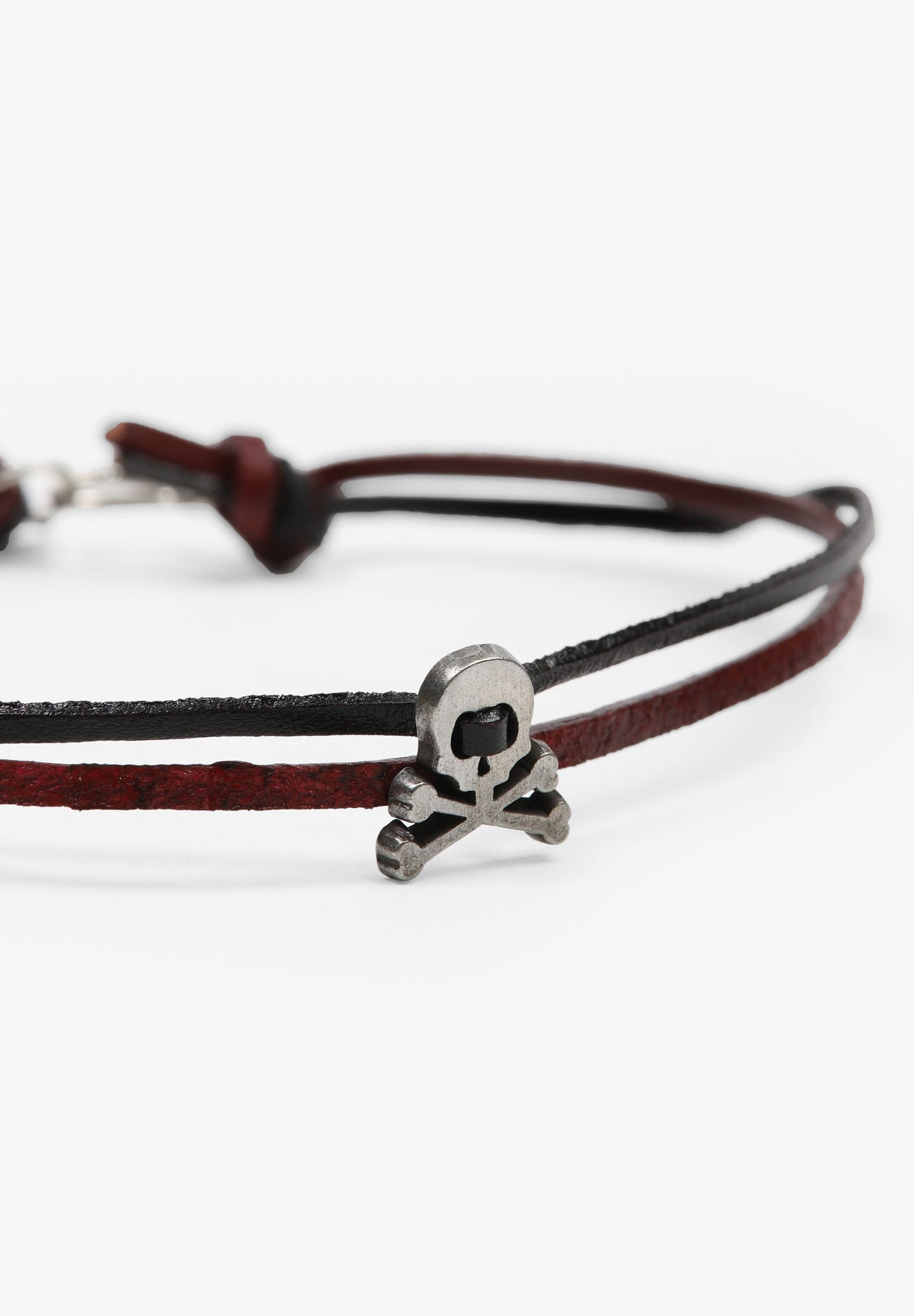 PULSERA CALAVERA PIEL