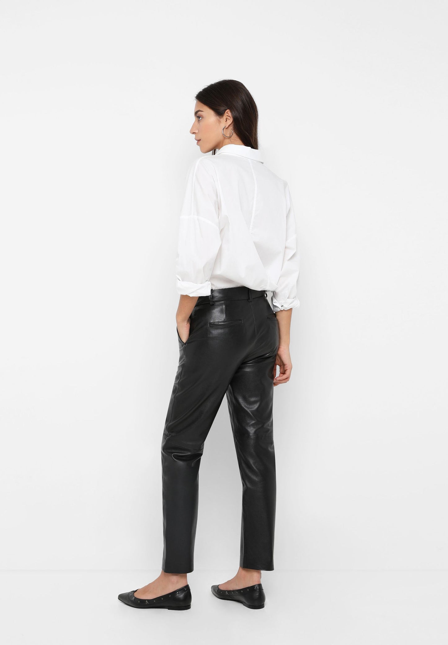 PANTALÓN RECTO PIEL