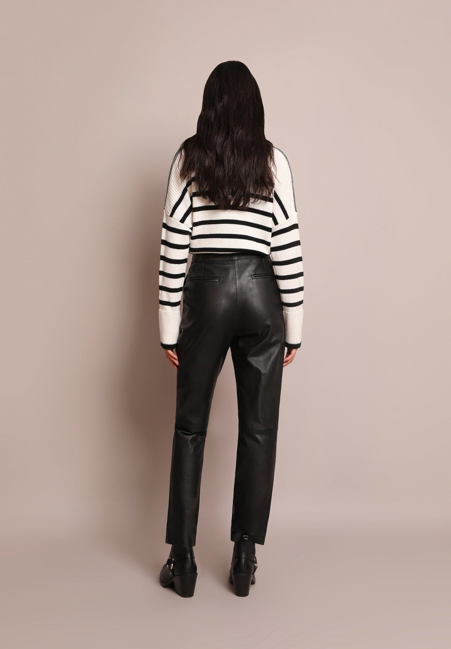 PANTALÓN RECTO PIEL