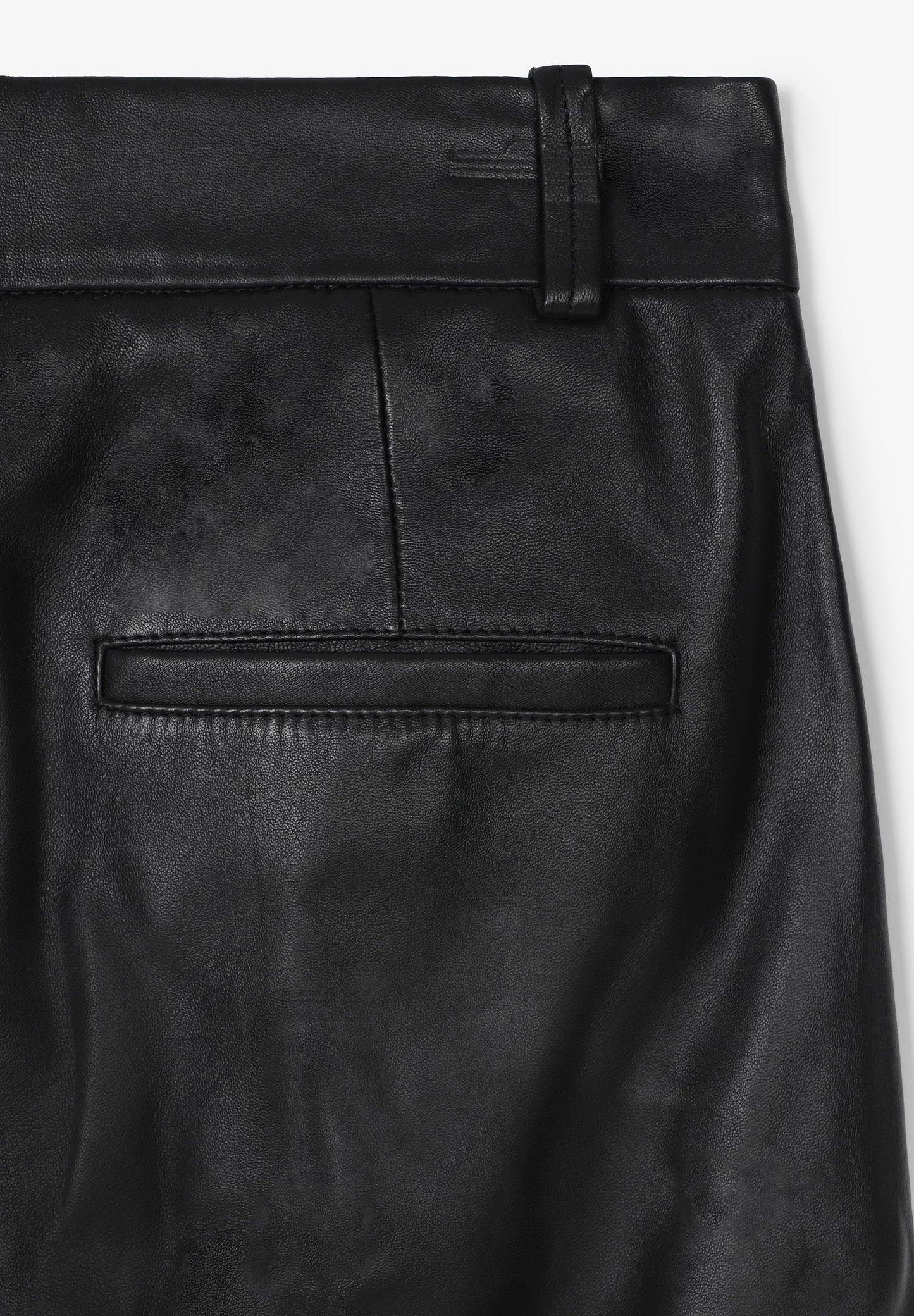 PANTALÓN RECTO PIEL