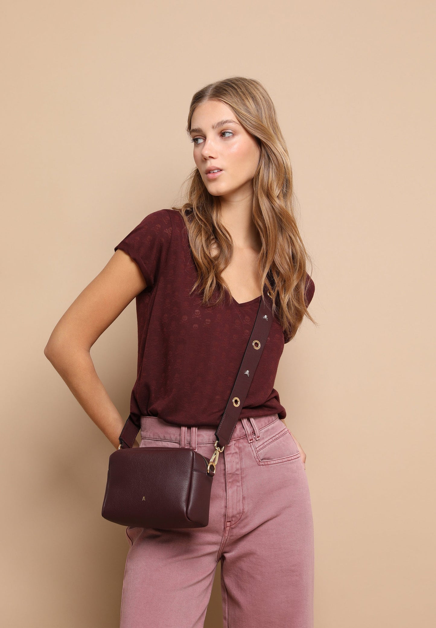 BOLSO BANDOLERA PIEL LISA