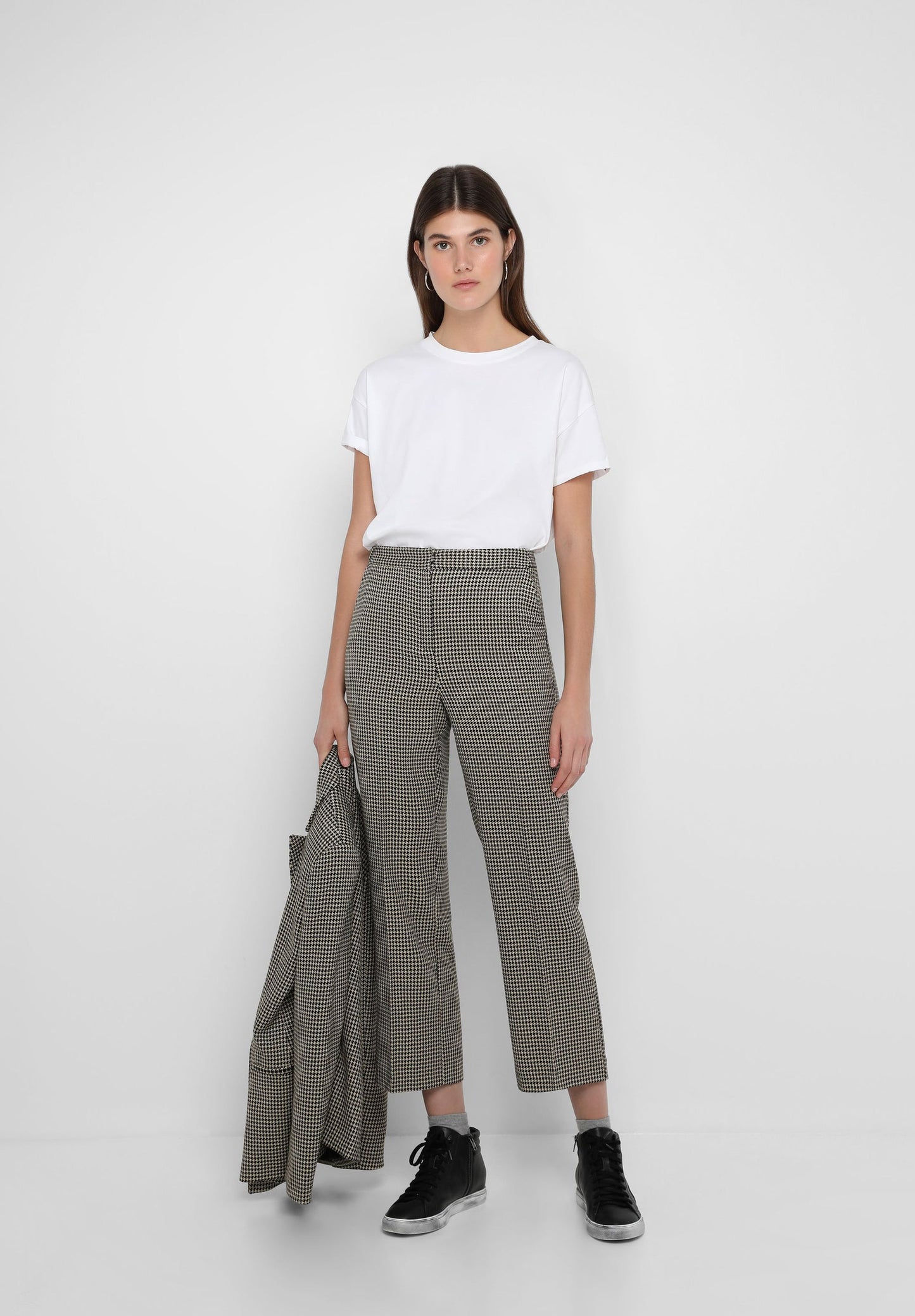 PANTALÓN RECTO PATA DE GALLO