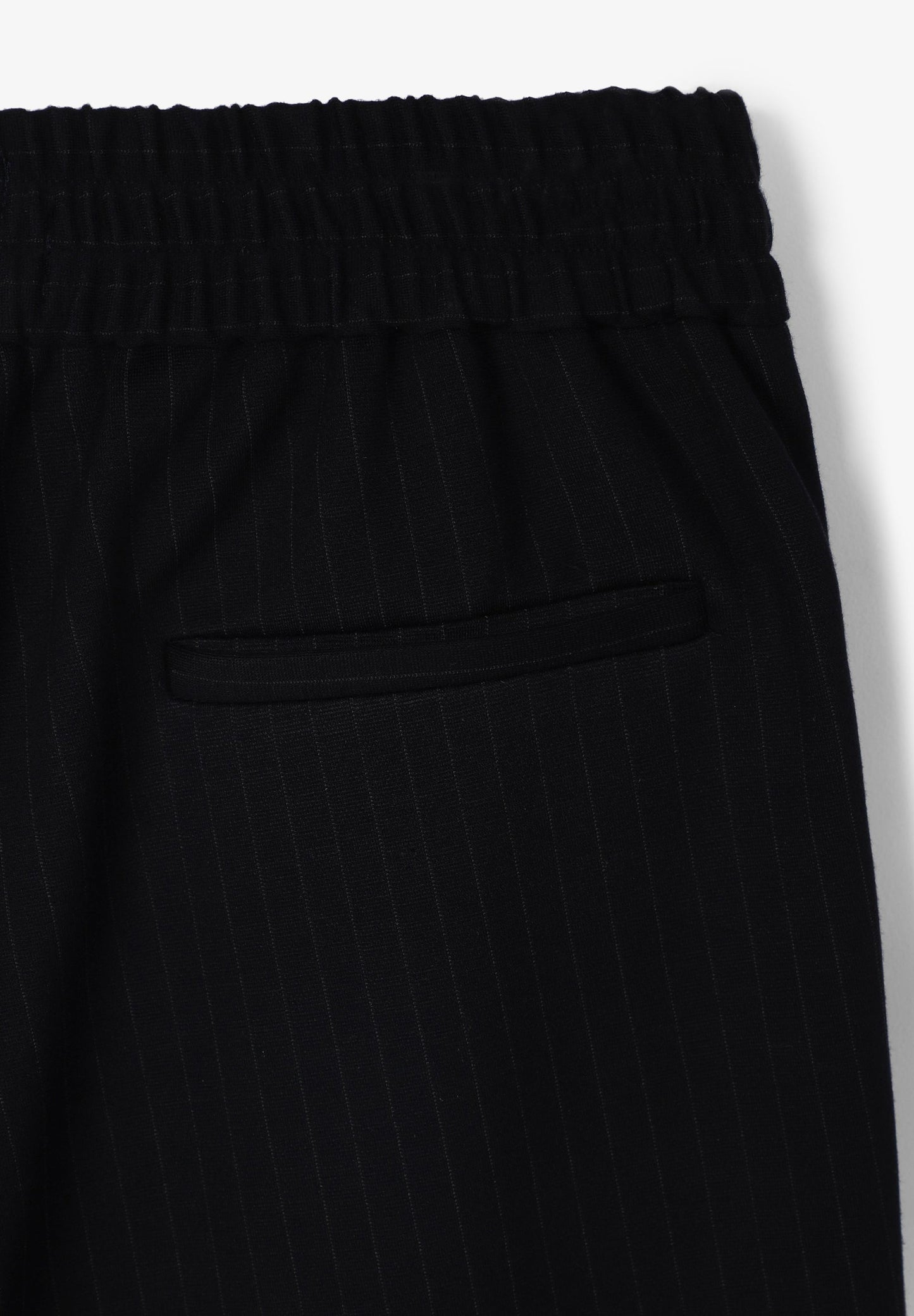 PANTALÓN JOGGER RAYA DIPLOMÁTICA