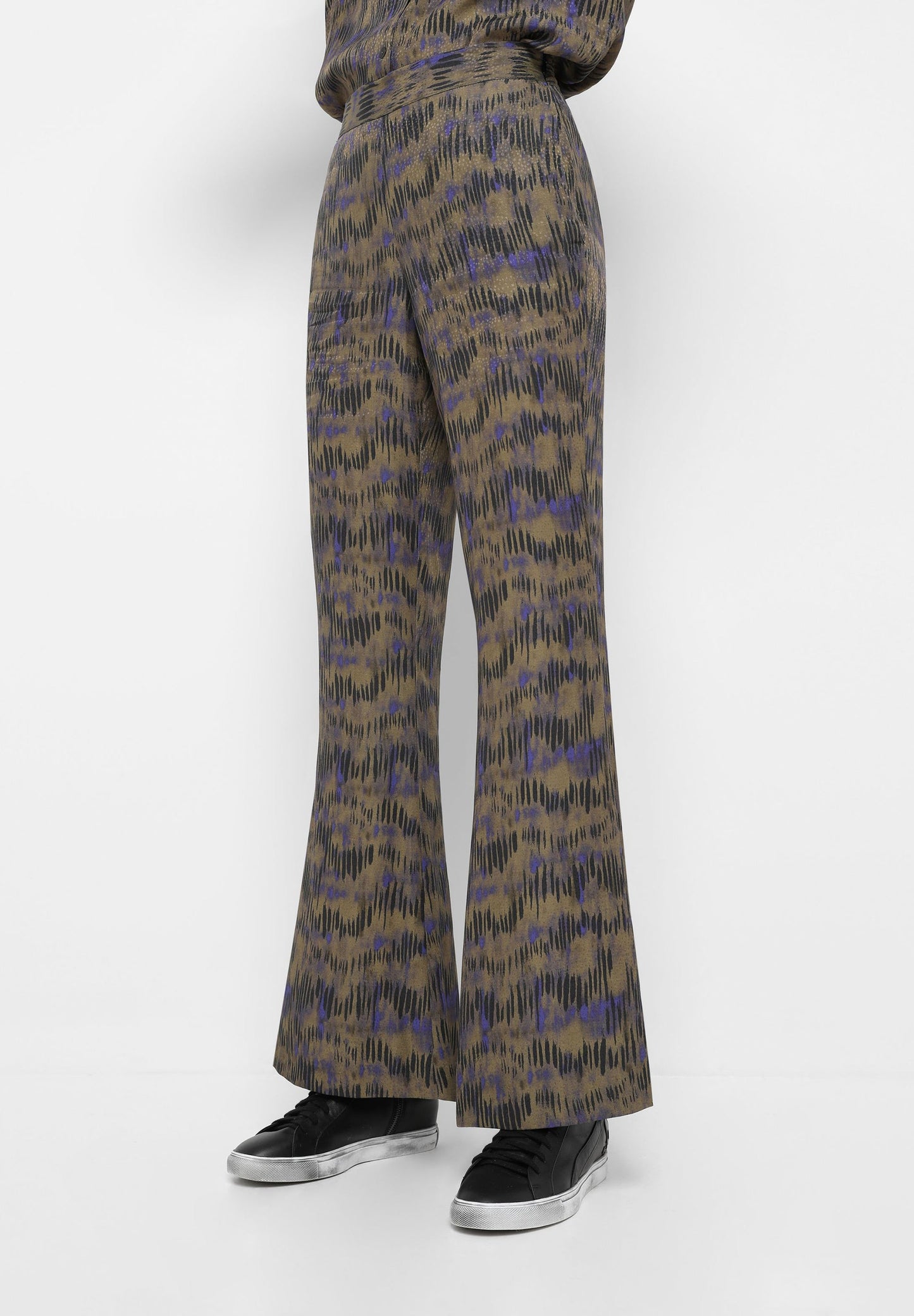 PANTALÓN ESTAMPADO FLUIDO