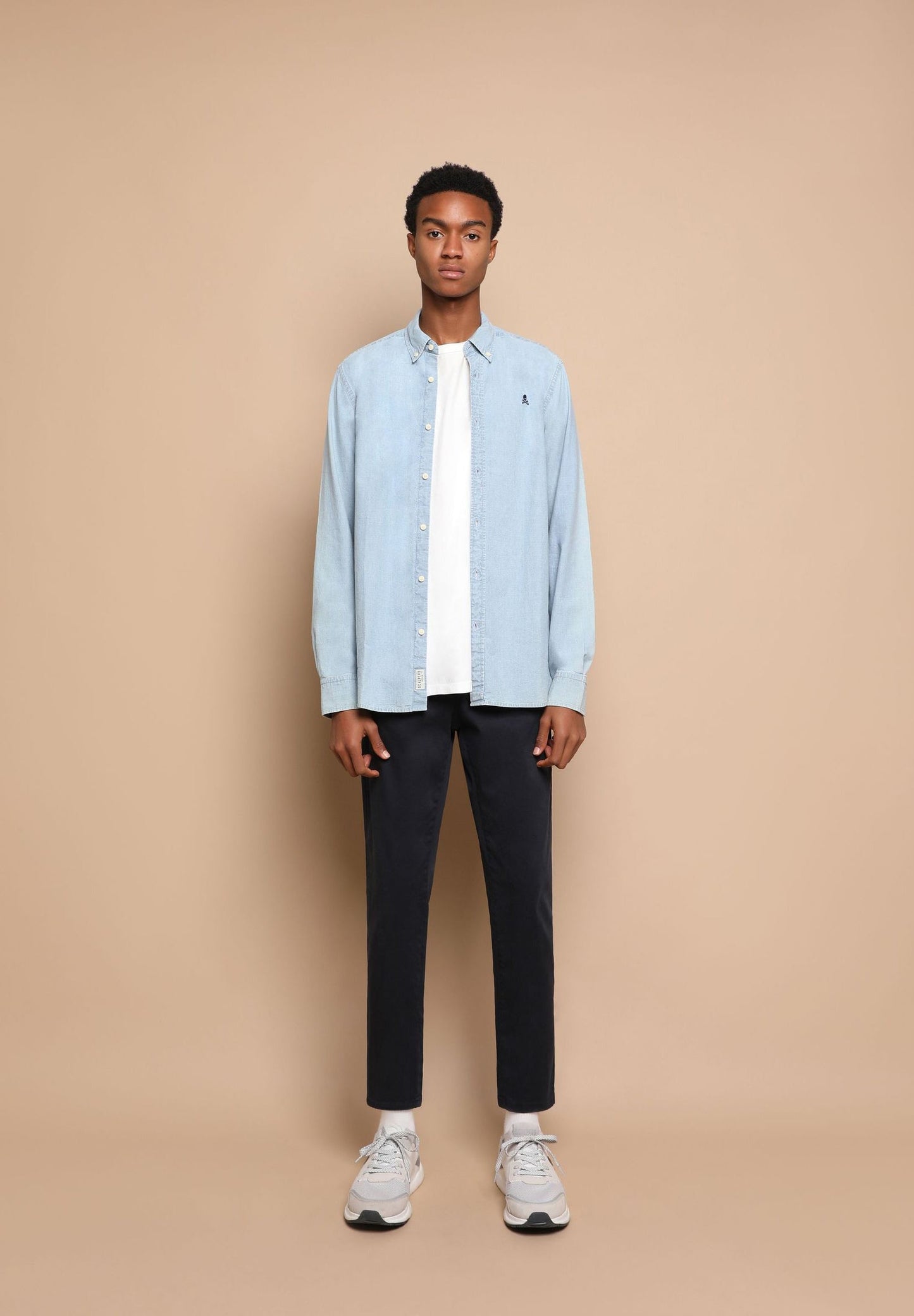 CAMISA DENIM CUELLO BOTONES