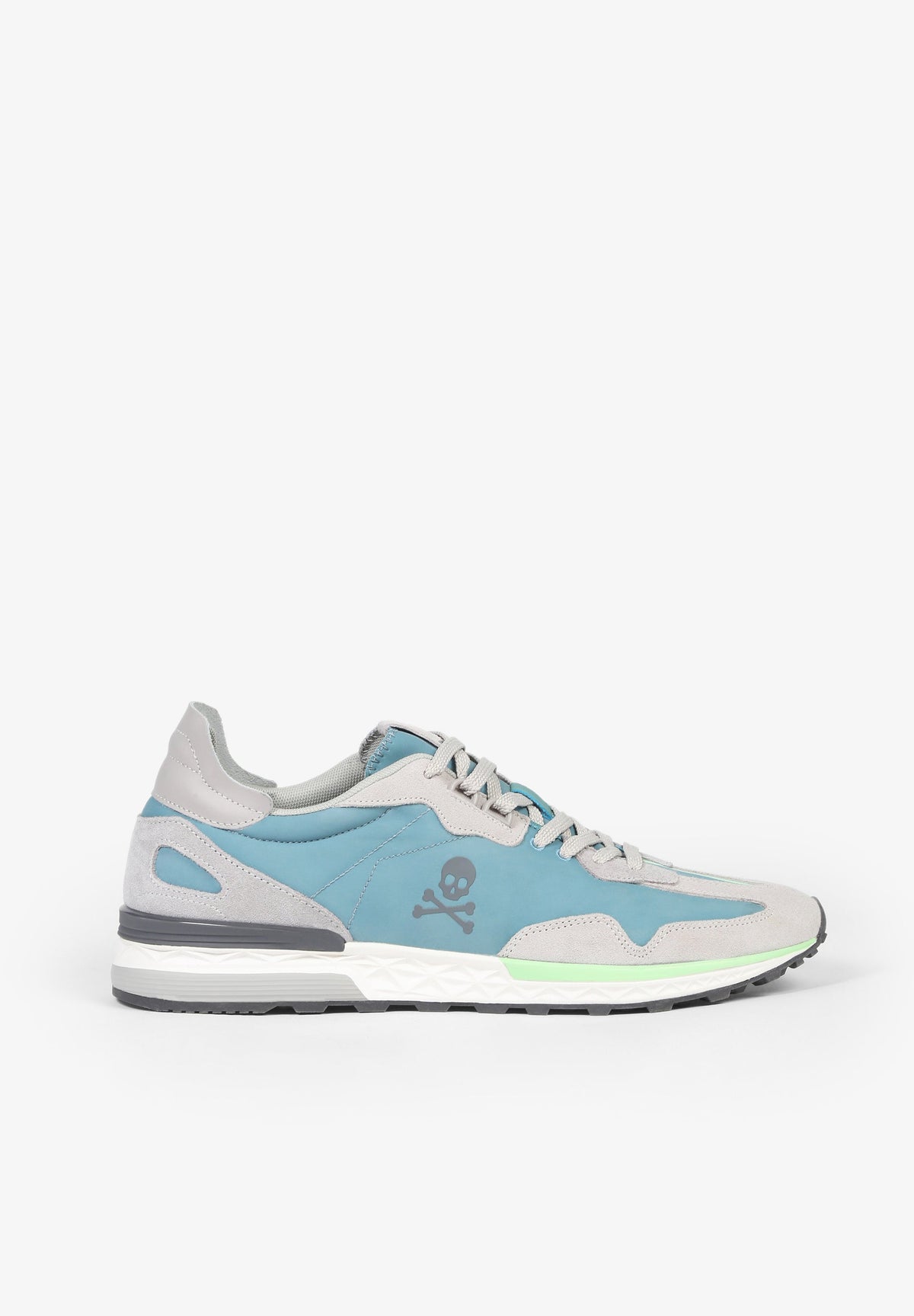 SNEAKERS LIGERAS