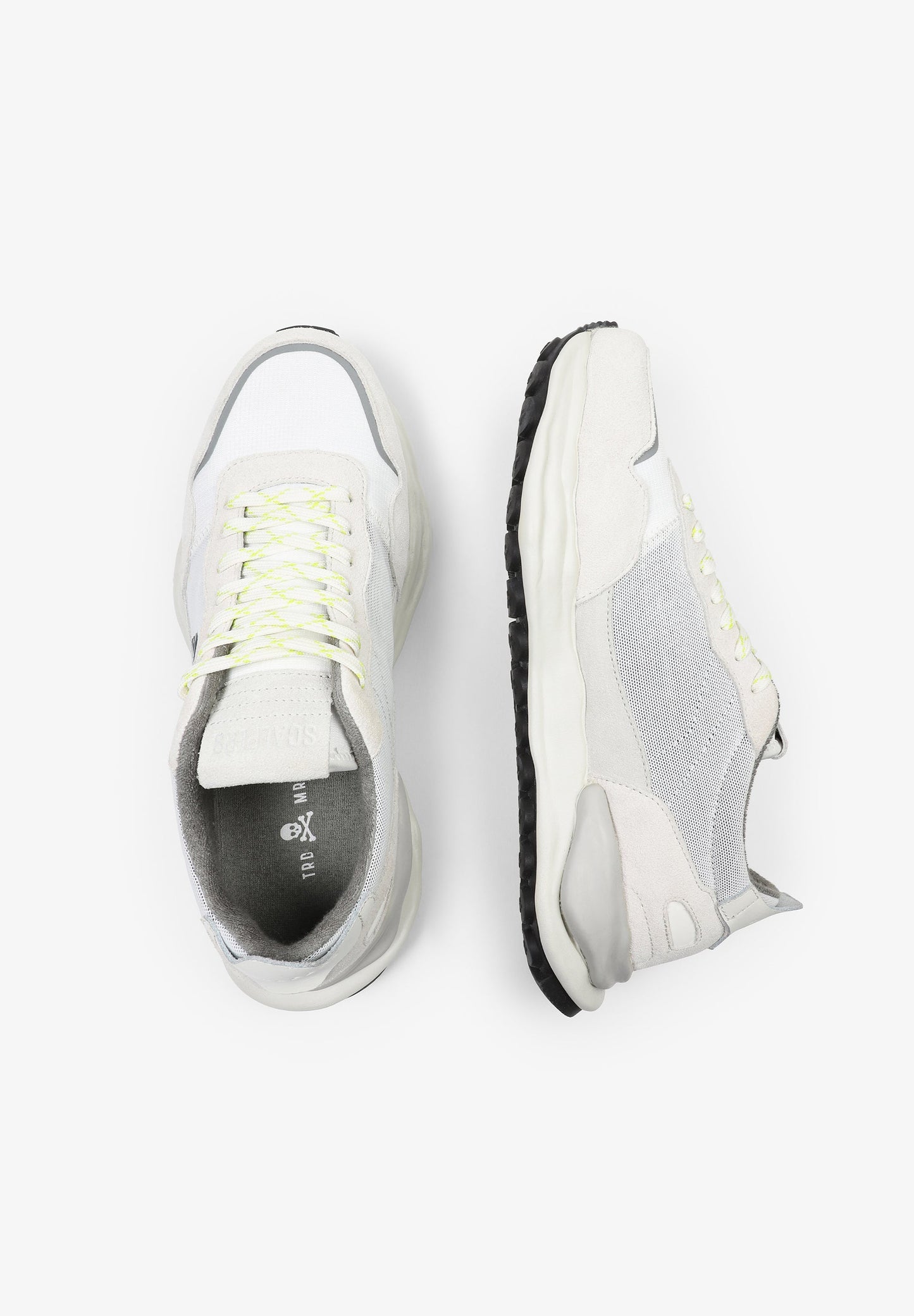 SNEAKERS PREMIUM DETALLES