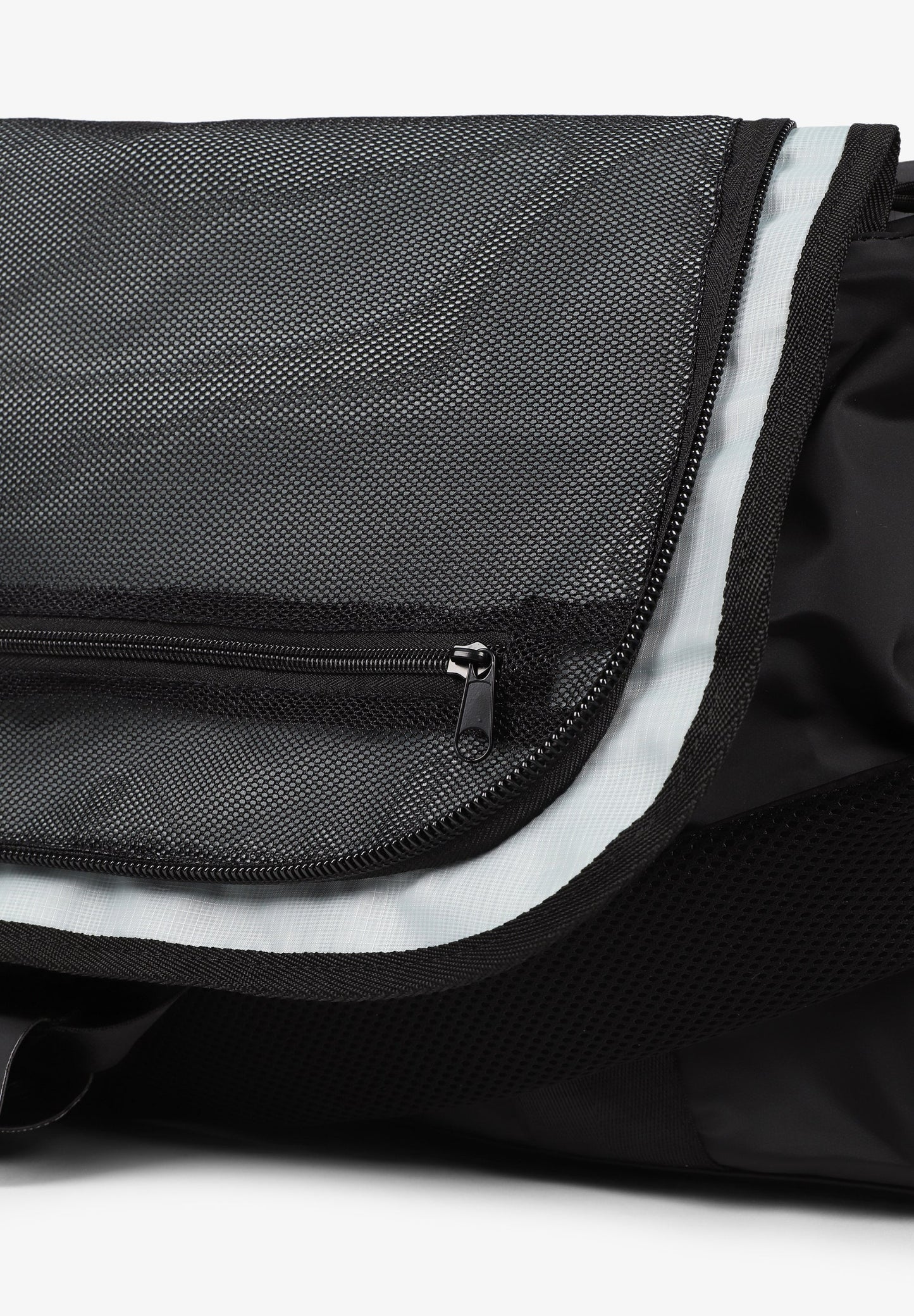 BOLSA VIAJE MEDIANA