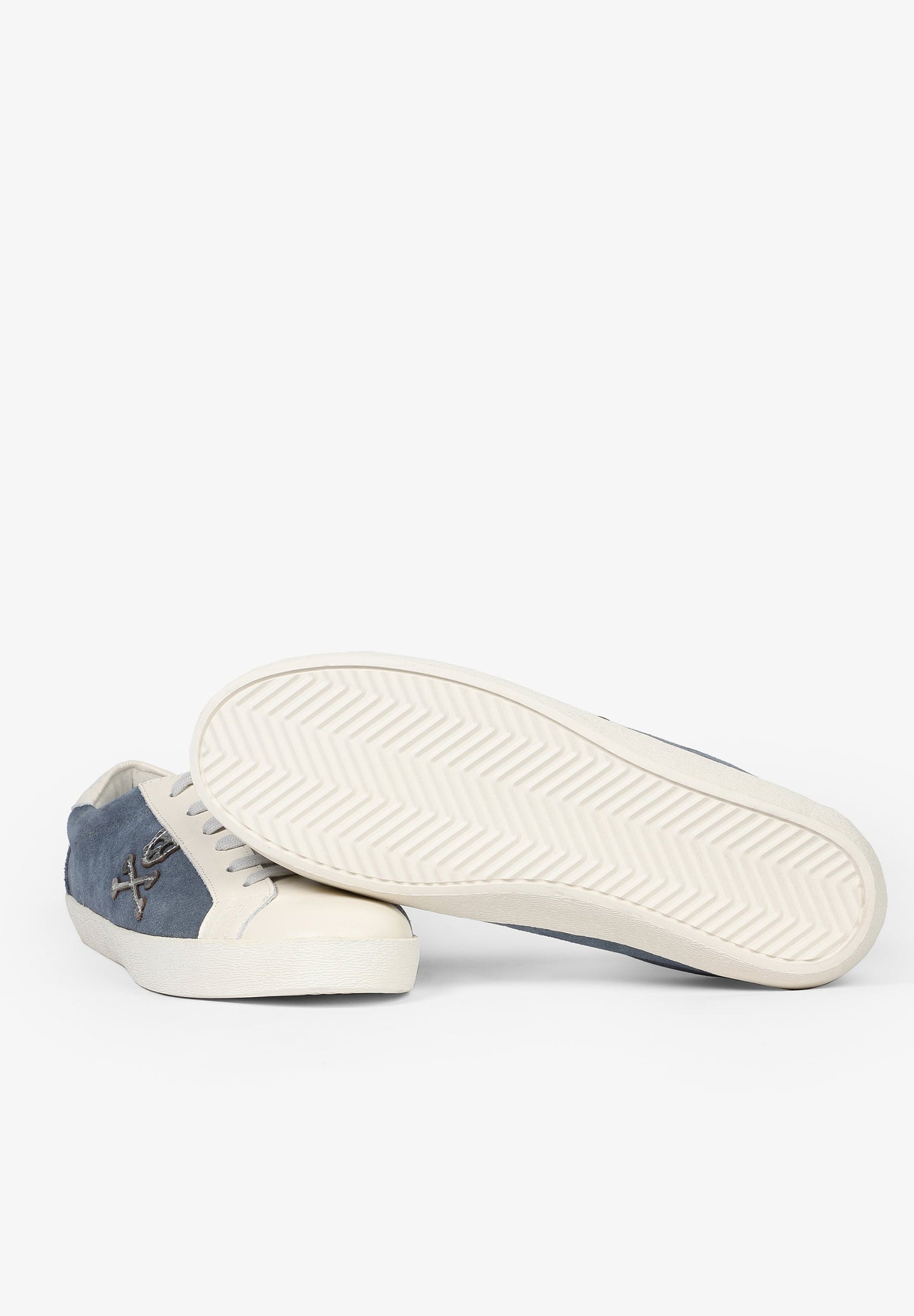 SNEAKERS BAJAS ANTE