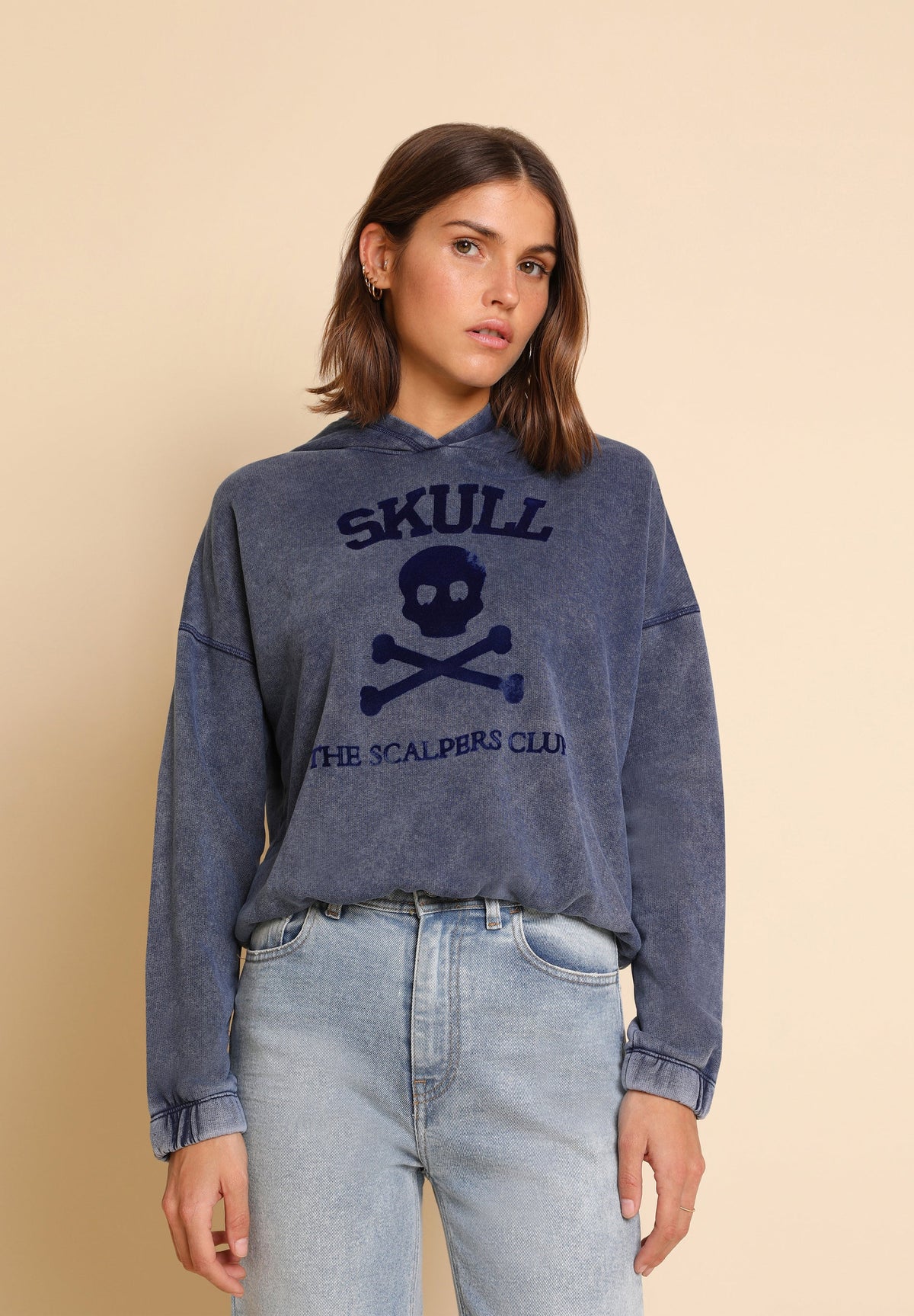 SUDADERA CROPPED