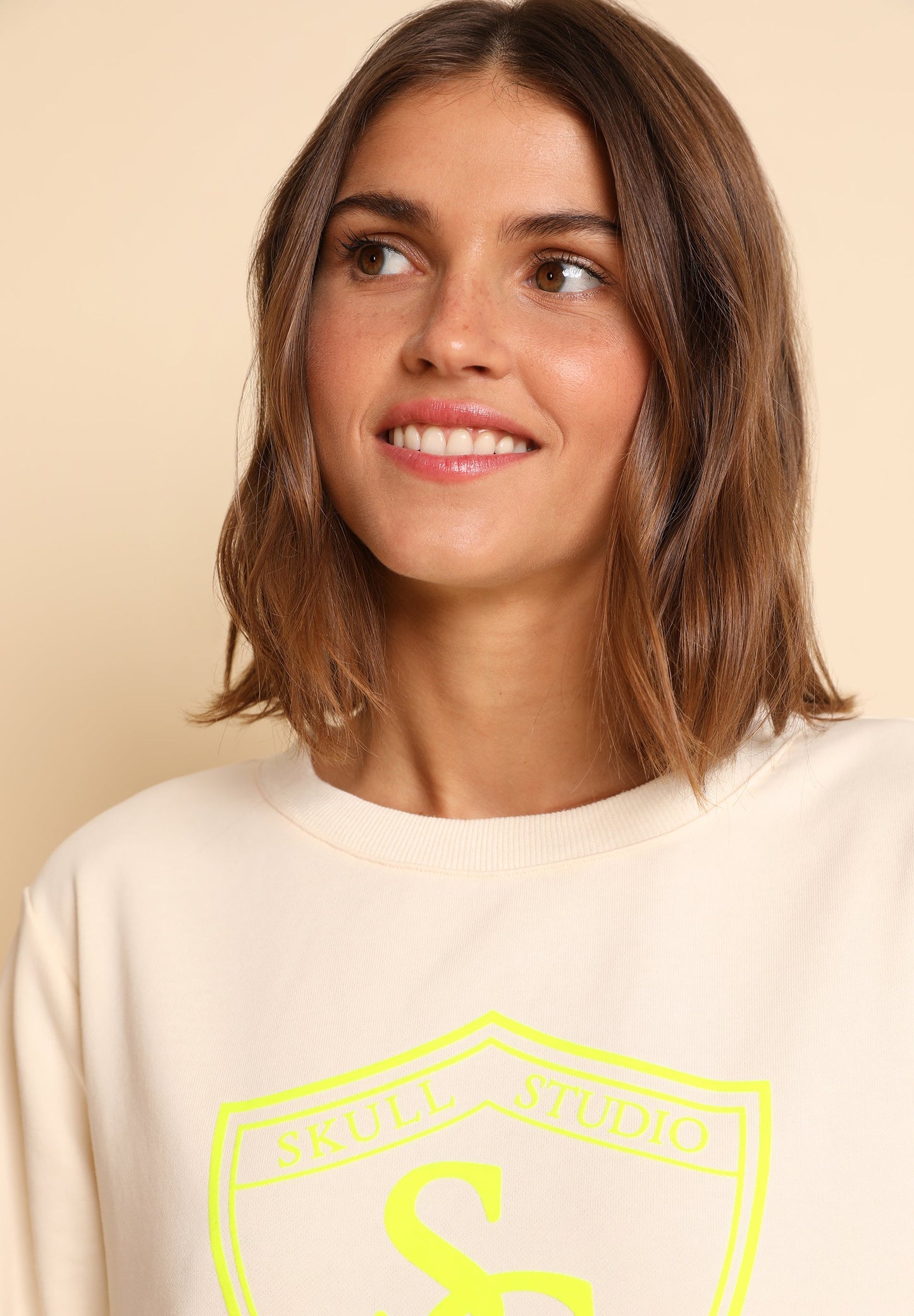 SUDADERA PRINT ESCUDO