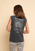 CAMISETA PRINT CUELLO PICO