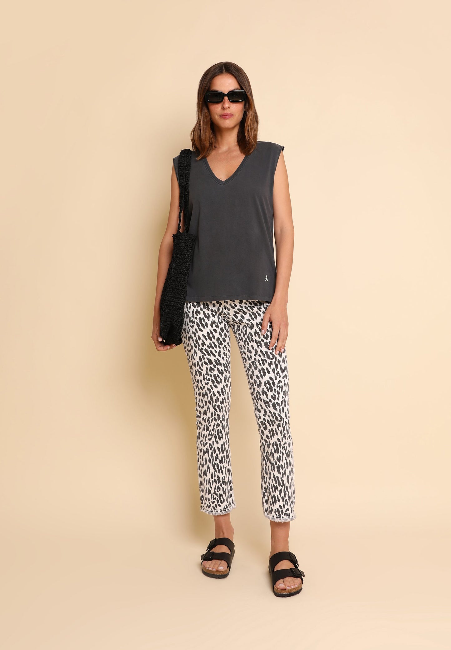 CAMISETA PRINT CUELLO PICO