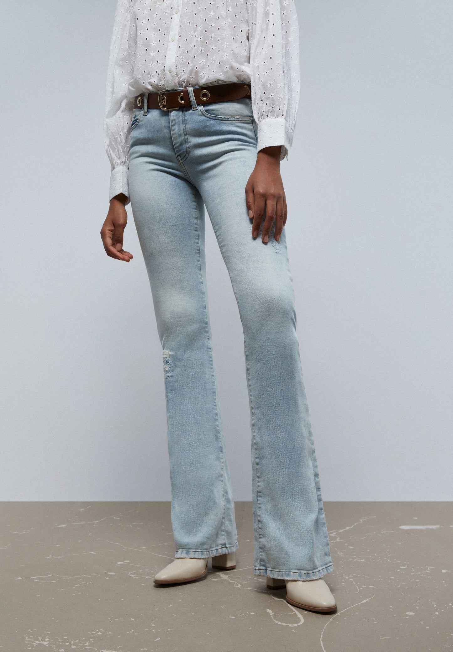 JEANS BOOTCUT