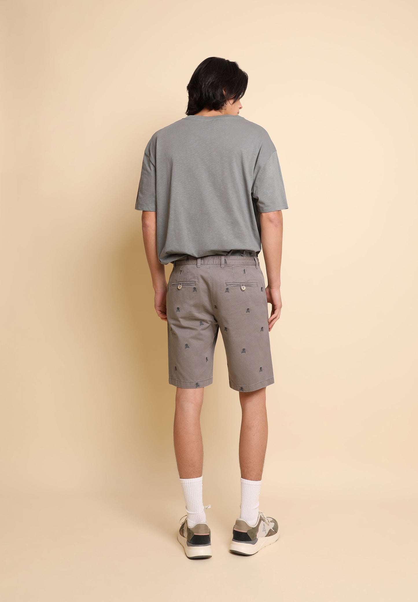 BERMUDAS CALAVERAS ALL OVER