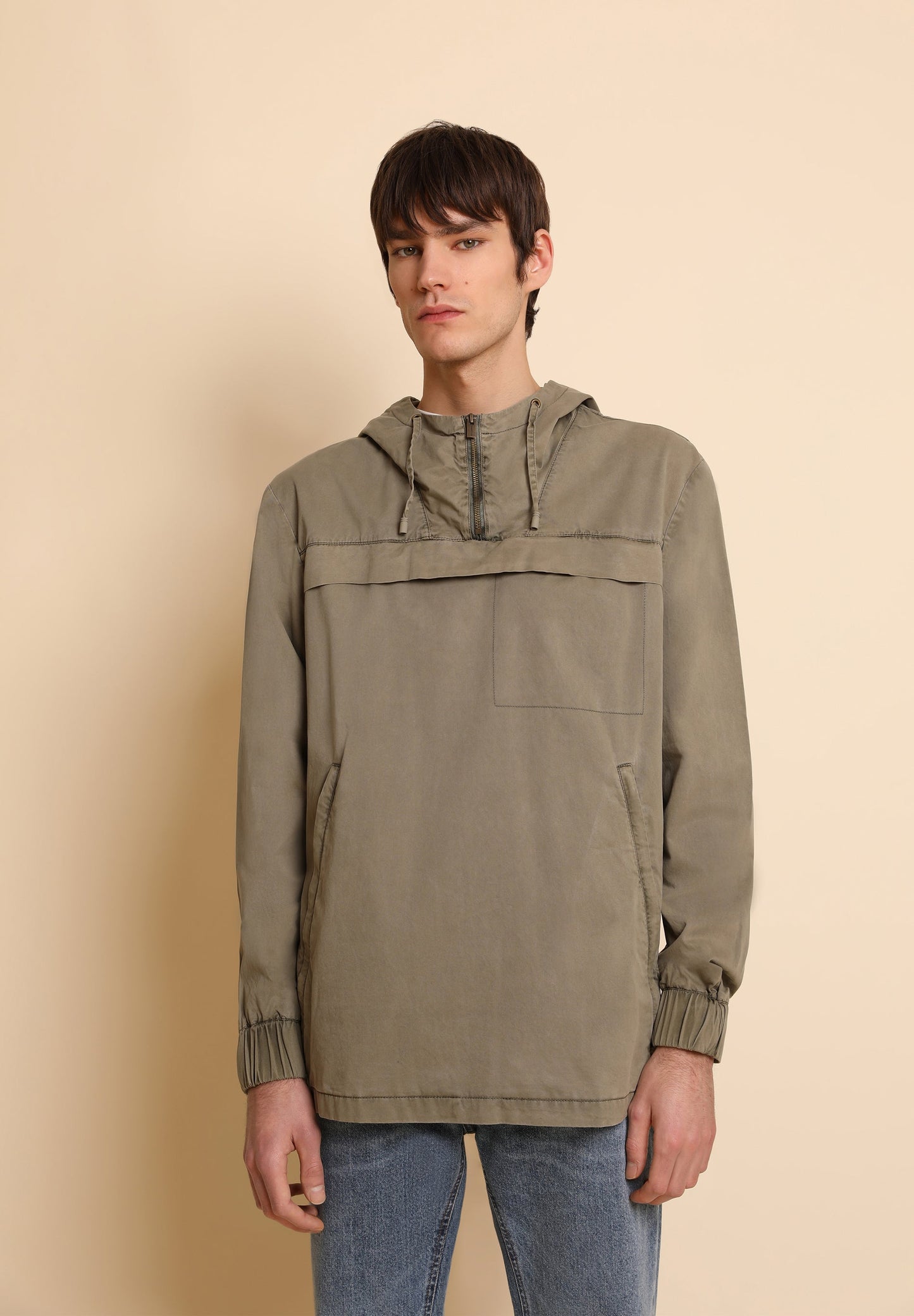 CHAQUETA CAPUCHA CANGURO