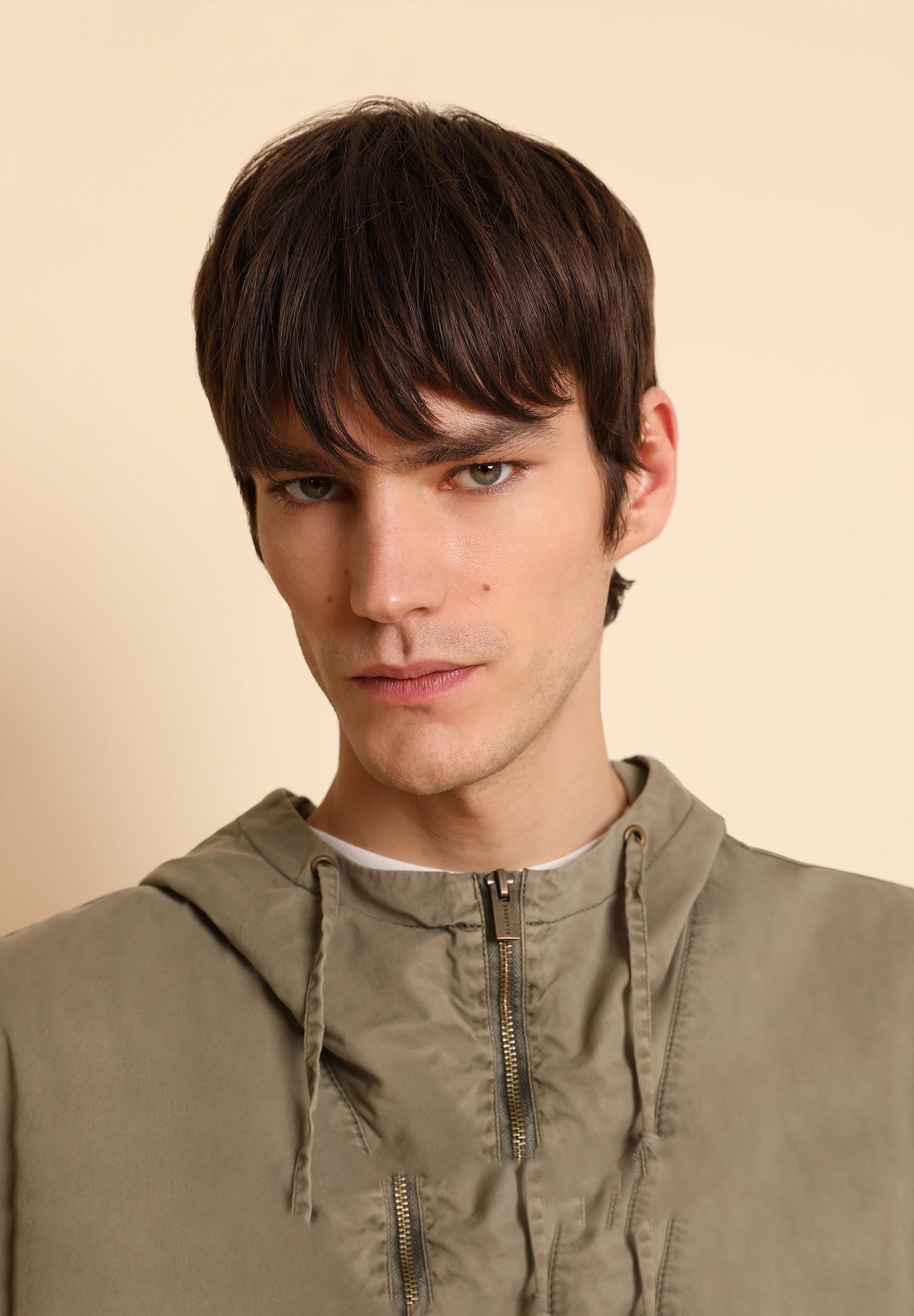 CHAQUETA CAPUCHA CANGURO