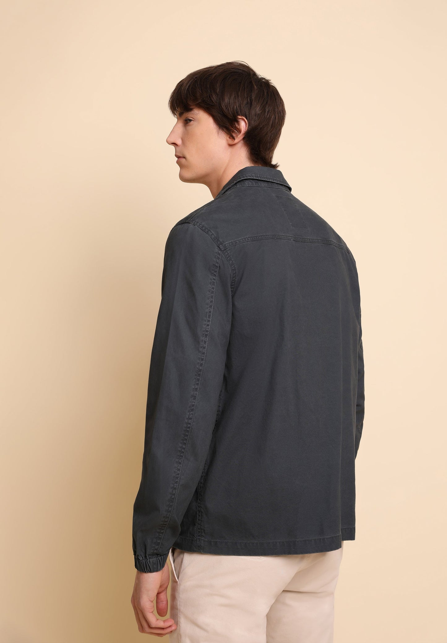 CHAQUETA BOLSILLOS