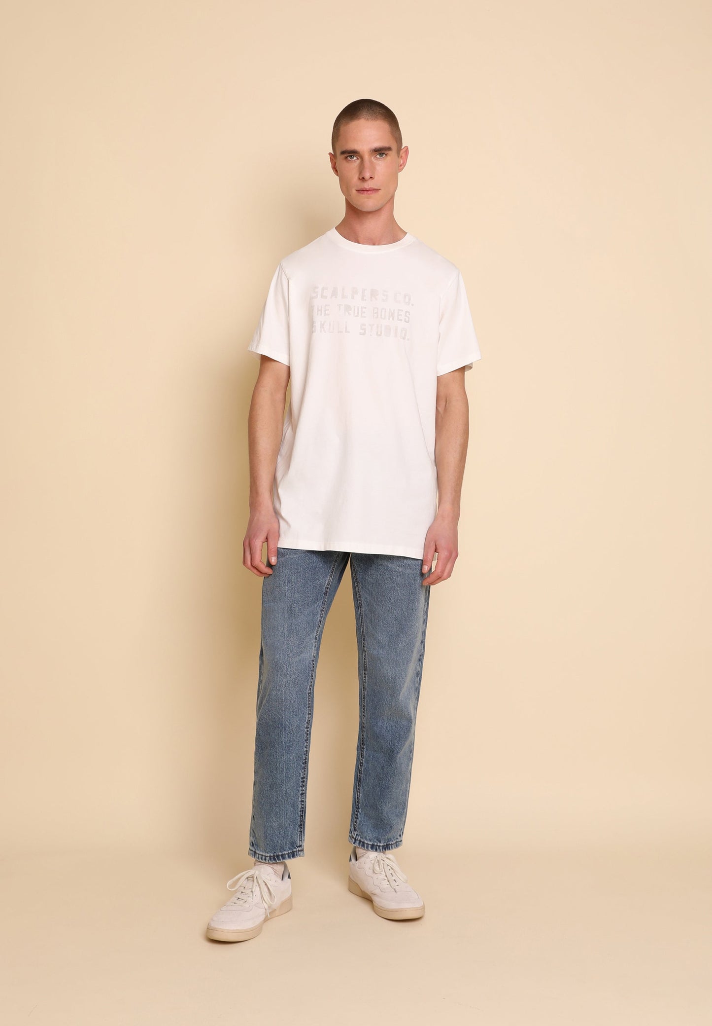 CAMISETA TEXTO FRONTAL