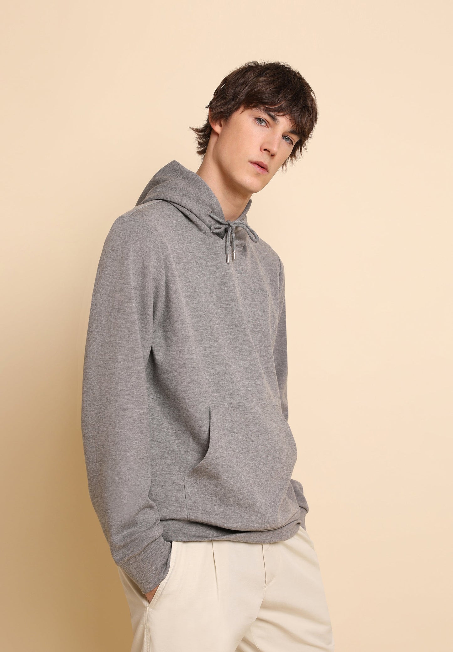 SUDADERA NEO CAPUCHA