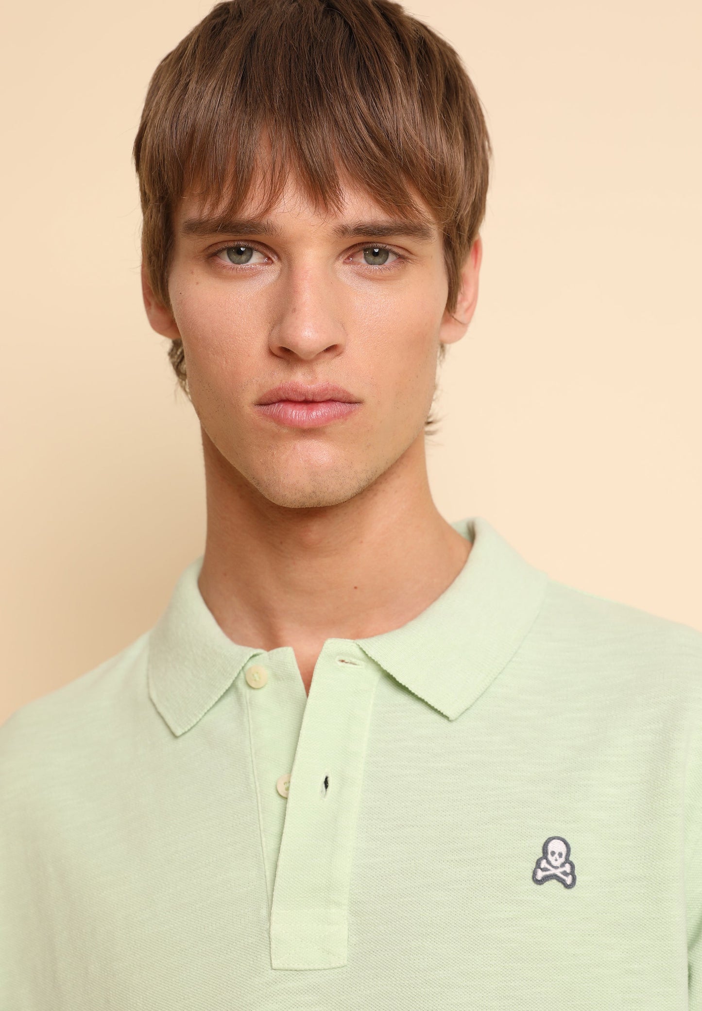 POLO CALAVERA PARCHE