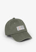 GORRA DETALLE ETIQUETA