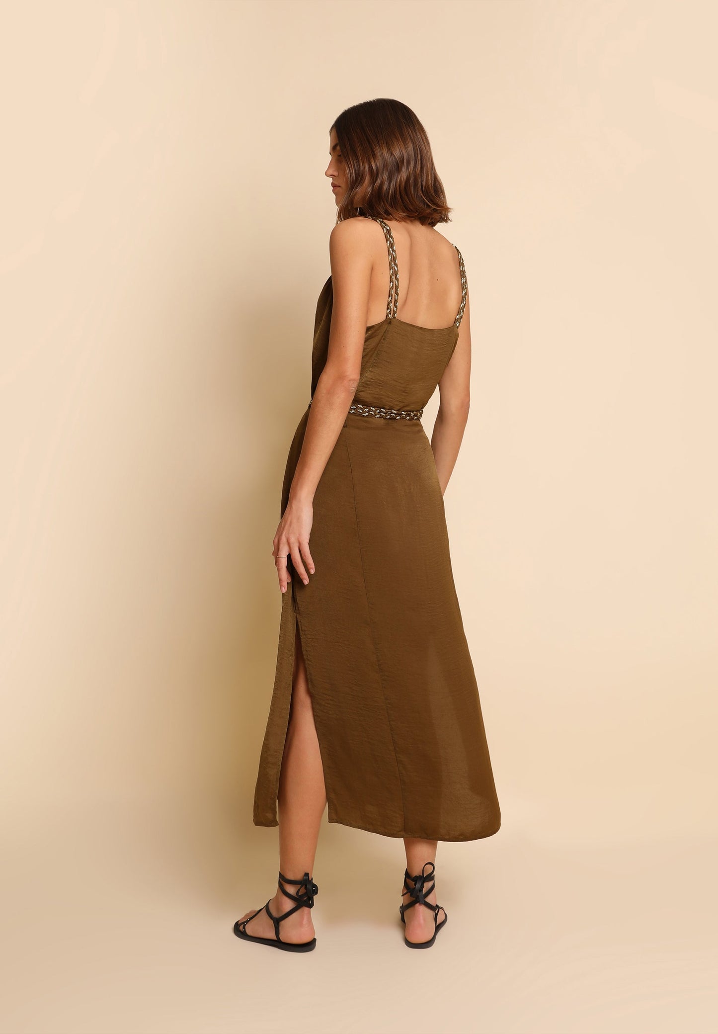 VESTIDO MIDI SLIP