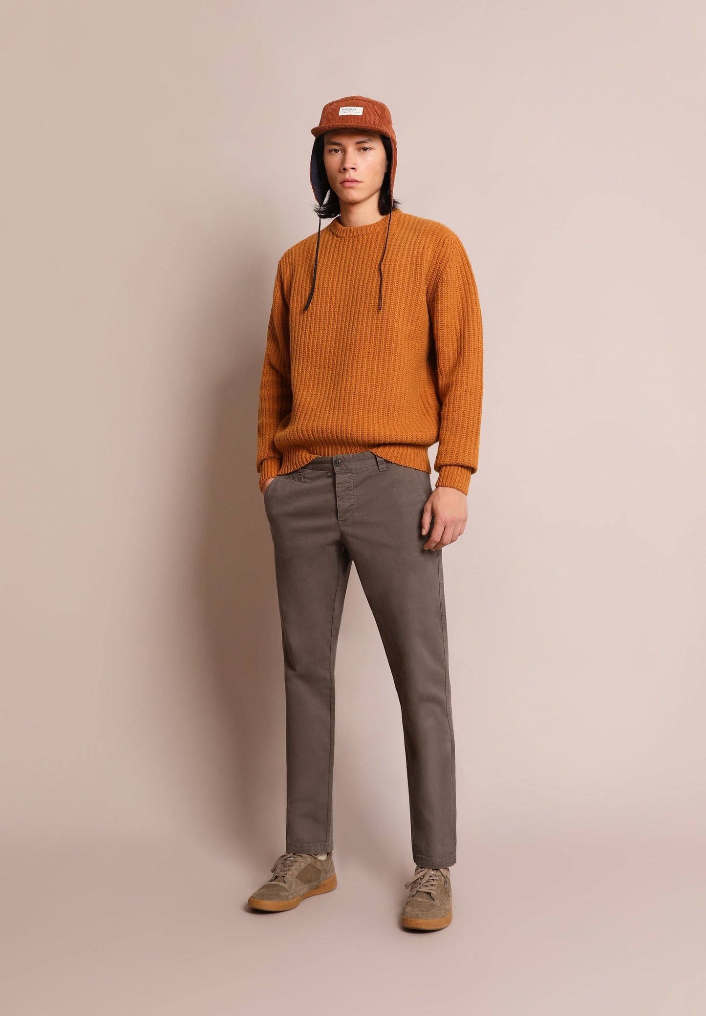 PANTALÓN CHINO CASUAL