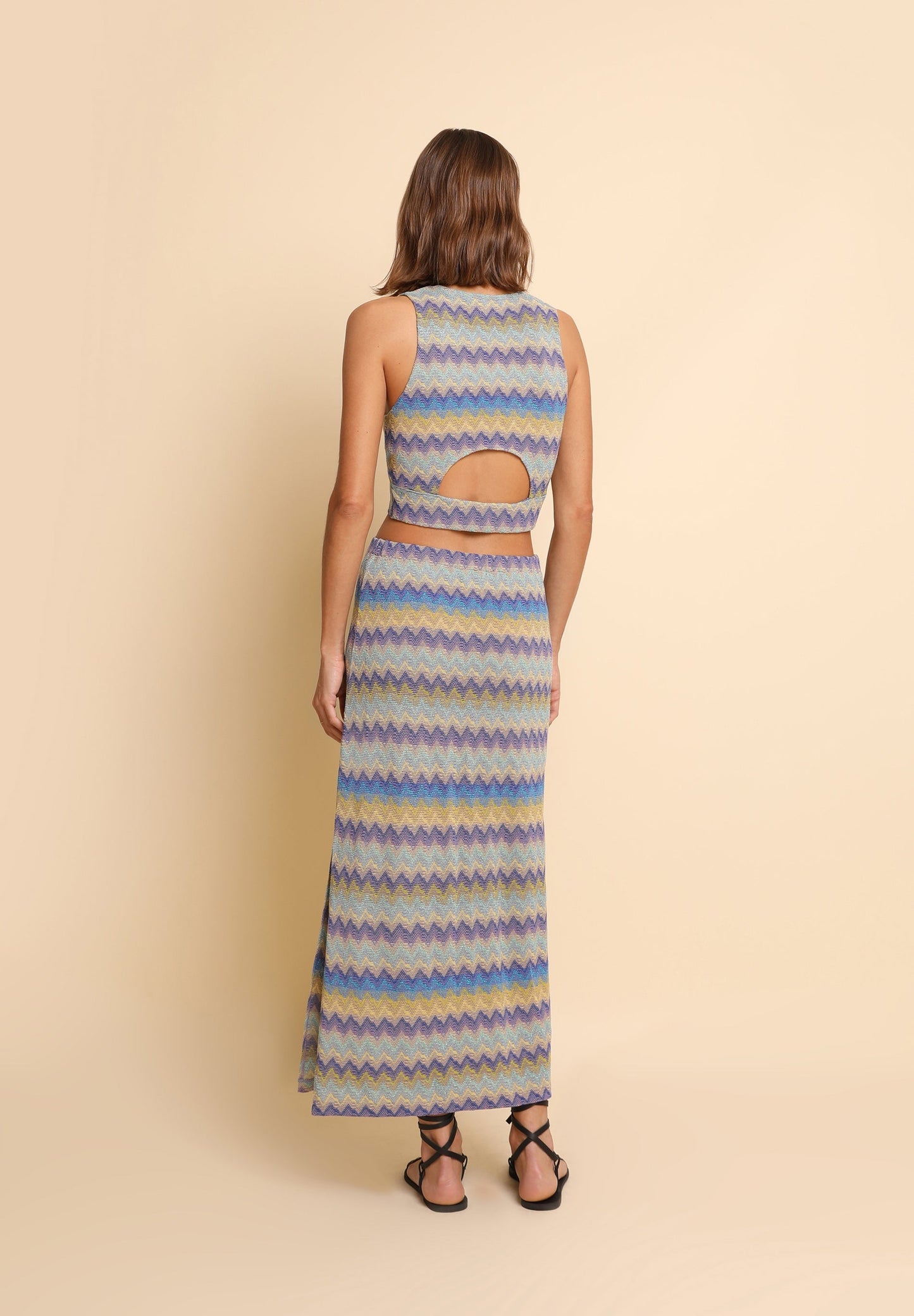VESTIDO MIDI PUNTO ABERTURAS