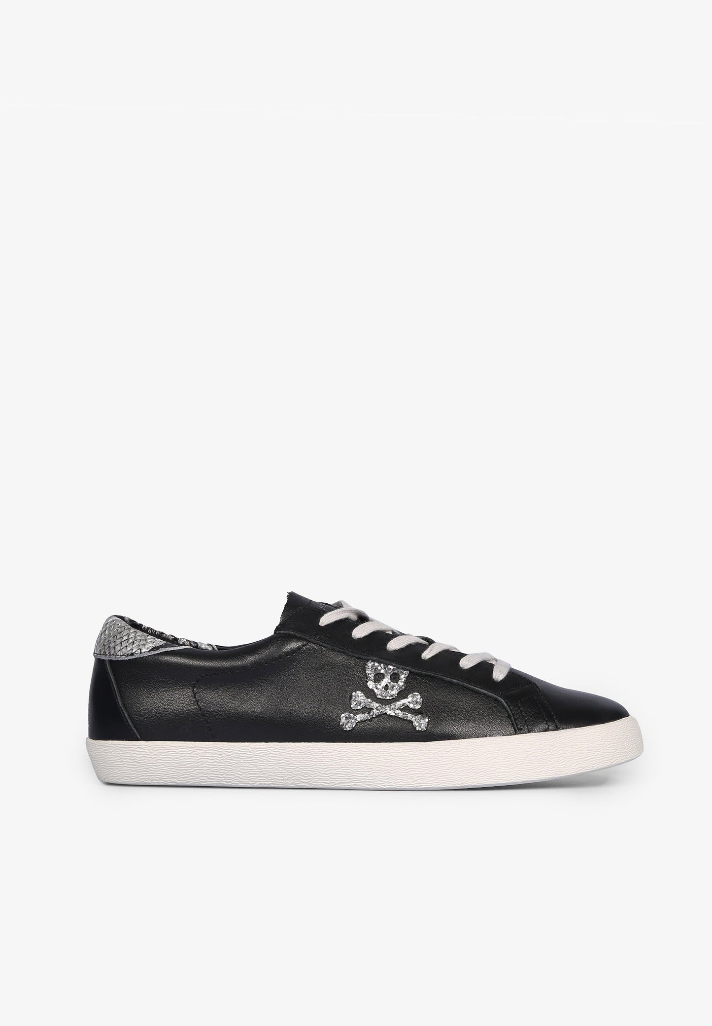 SNEAKERS BAJAS DETALLE ANIMAL PRINT