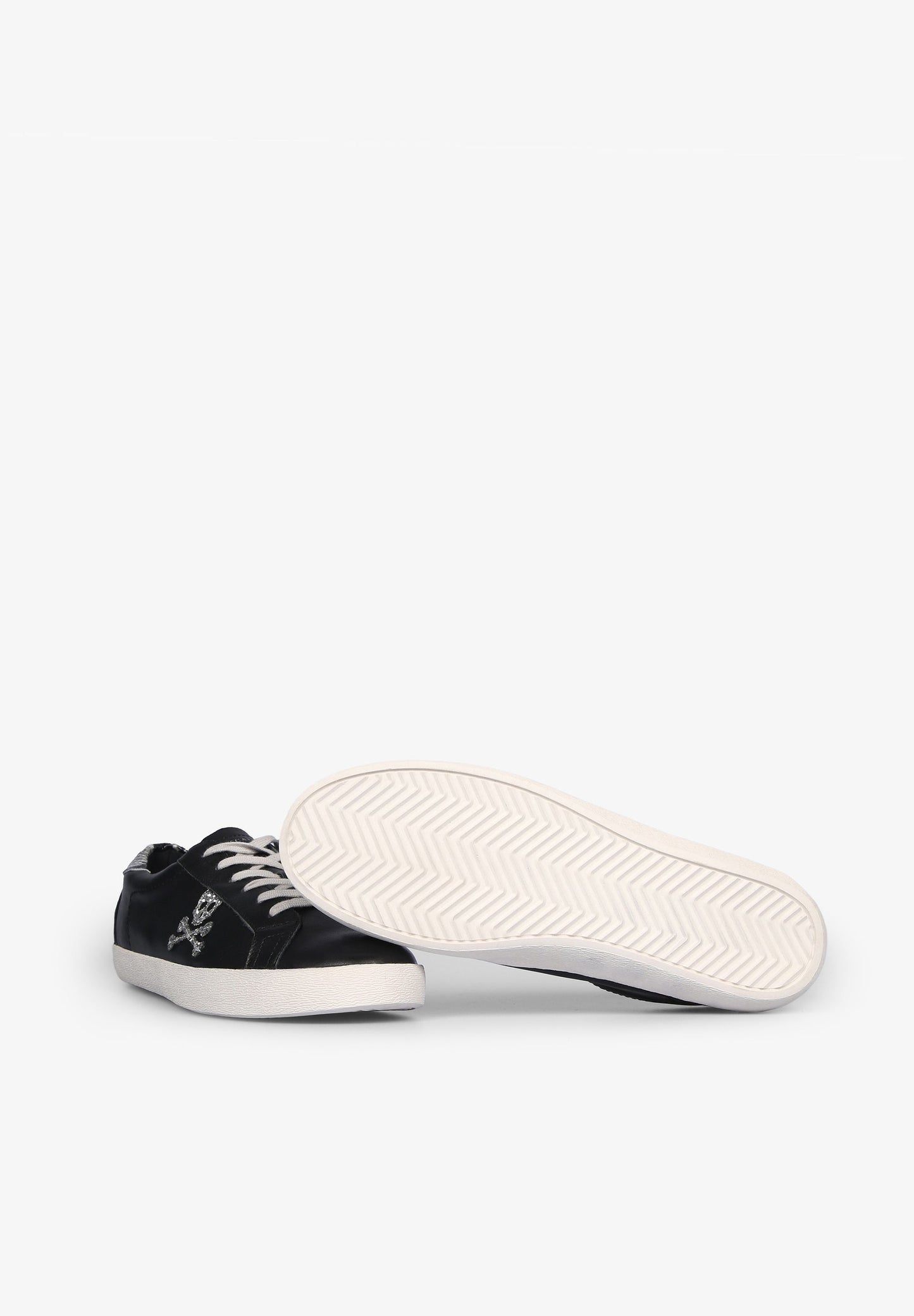 SNEAKERS BAJAS DETALLE ANIMAL PRINT
