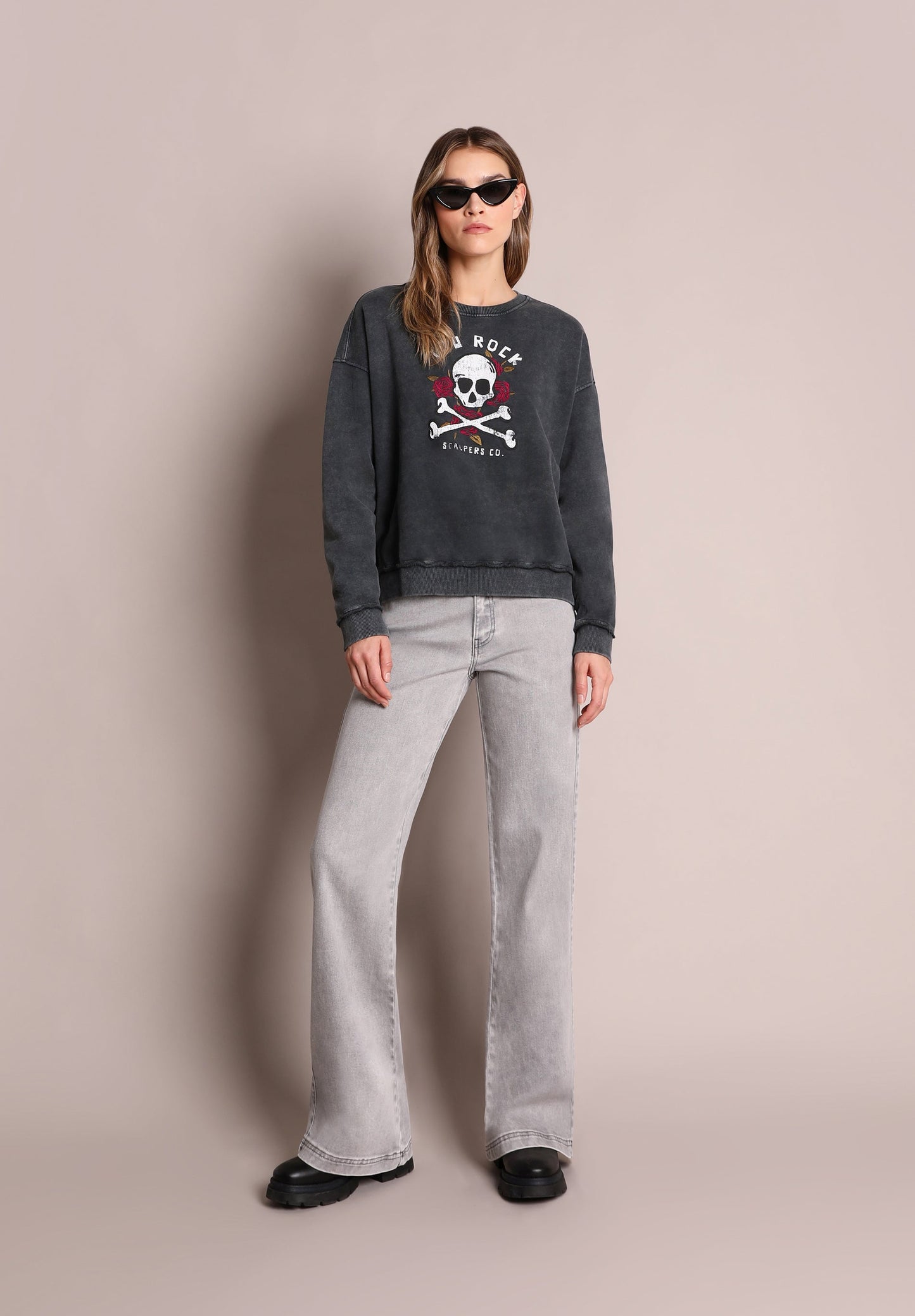 SUDADERA PRINT ROSAS
