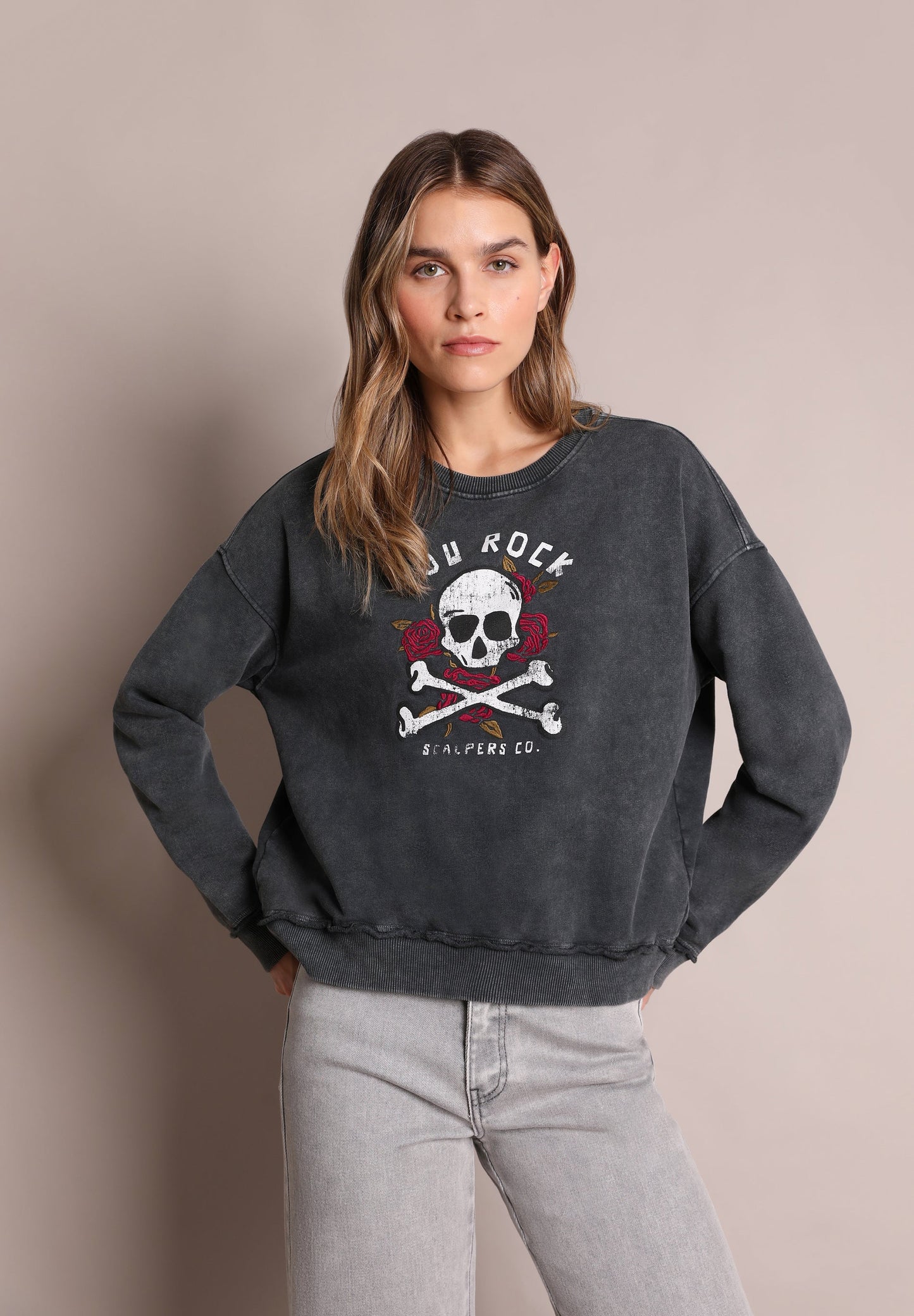 SUDADERA PRINT ROSAS
